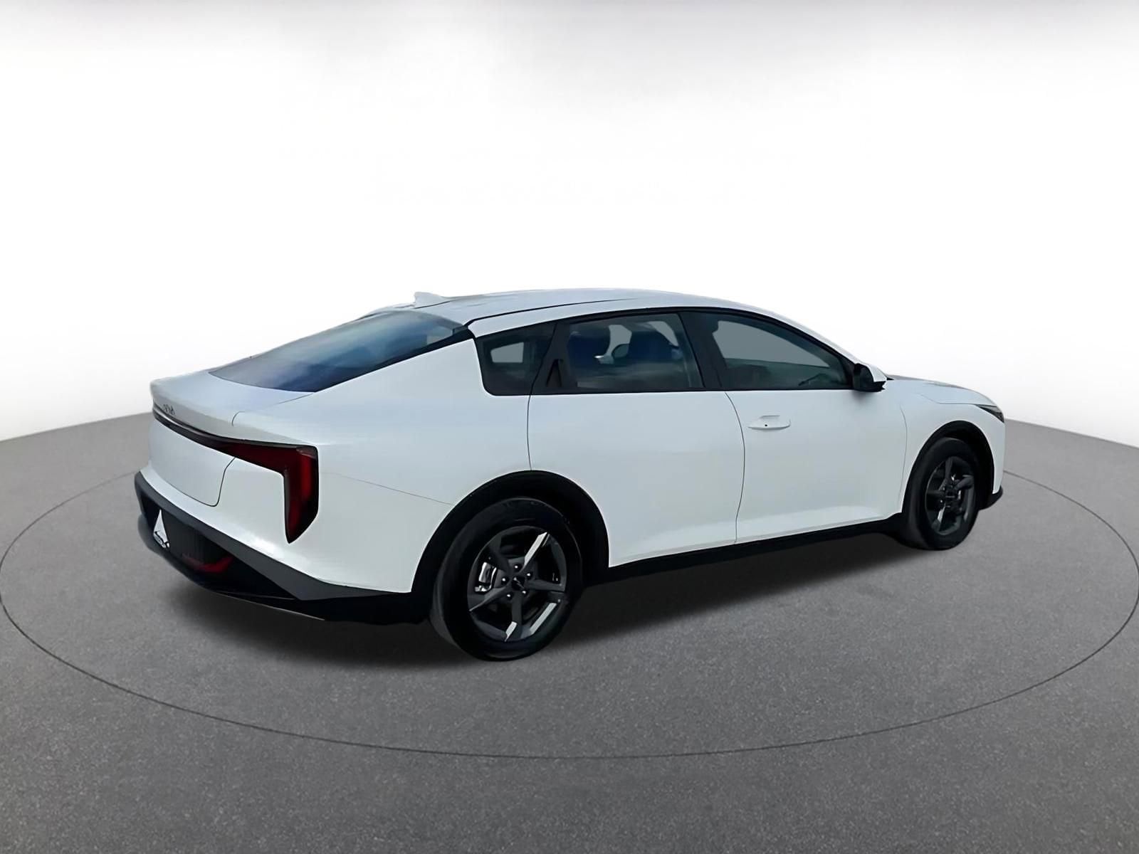 Thumbnail: 2025 Kia K4 - 15