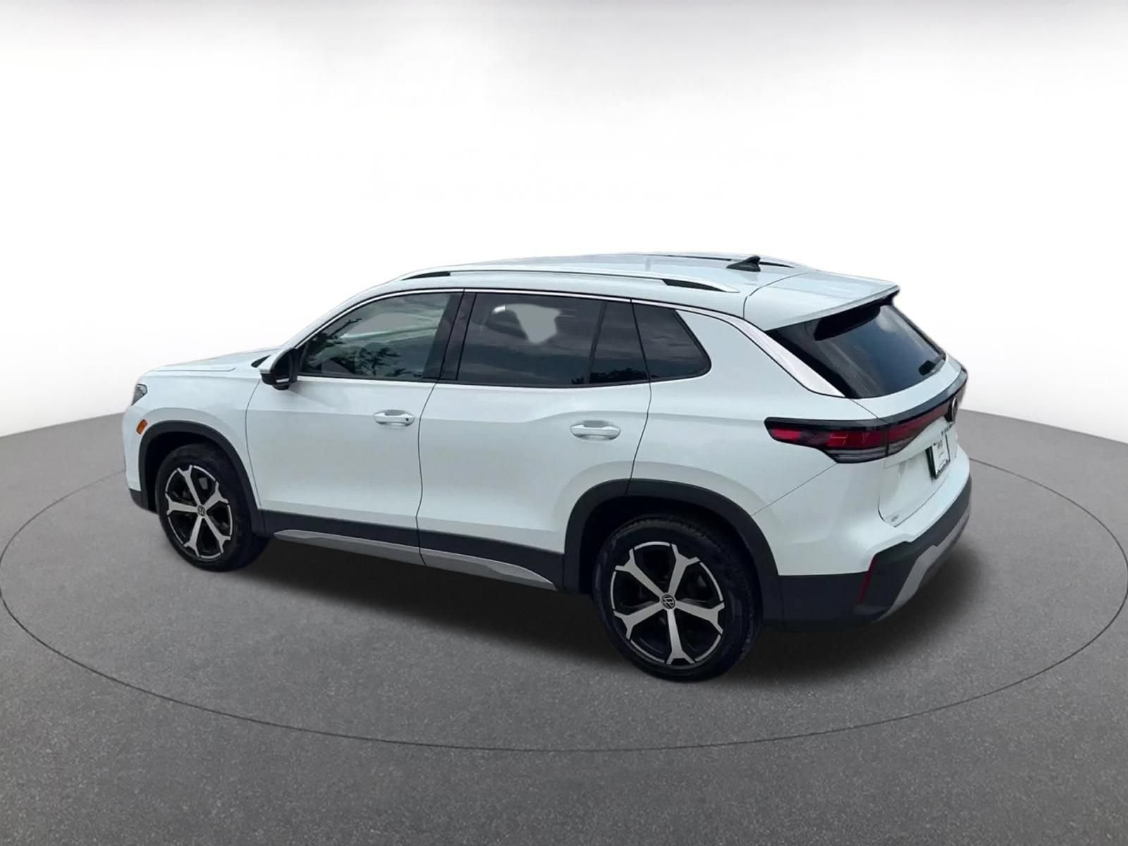 Thumbnail: 2026 Volkswagen Tiguan - 8
