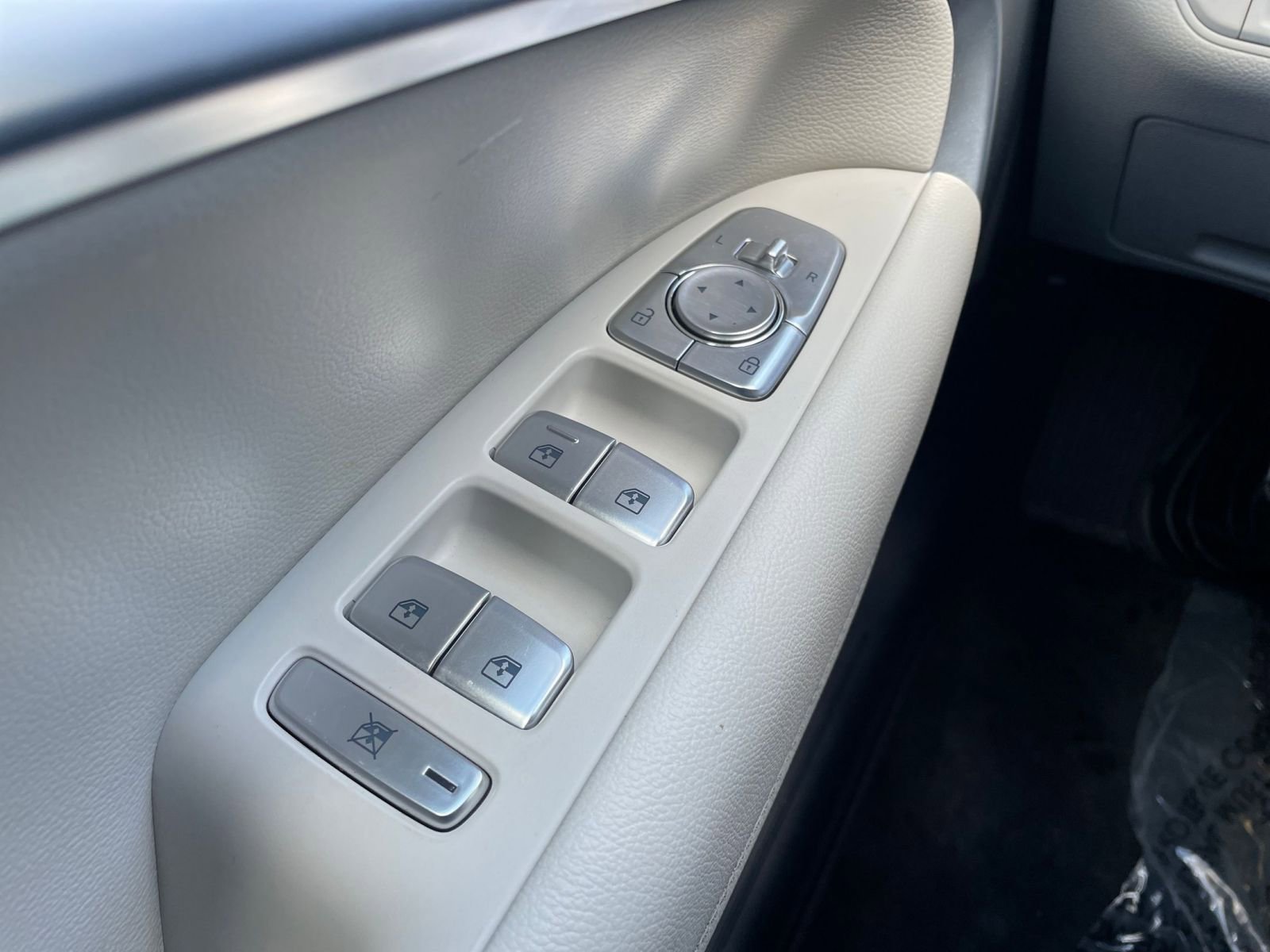 Thumbnail: 2025 Genesis G70 - 18