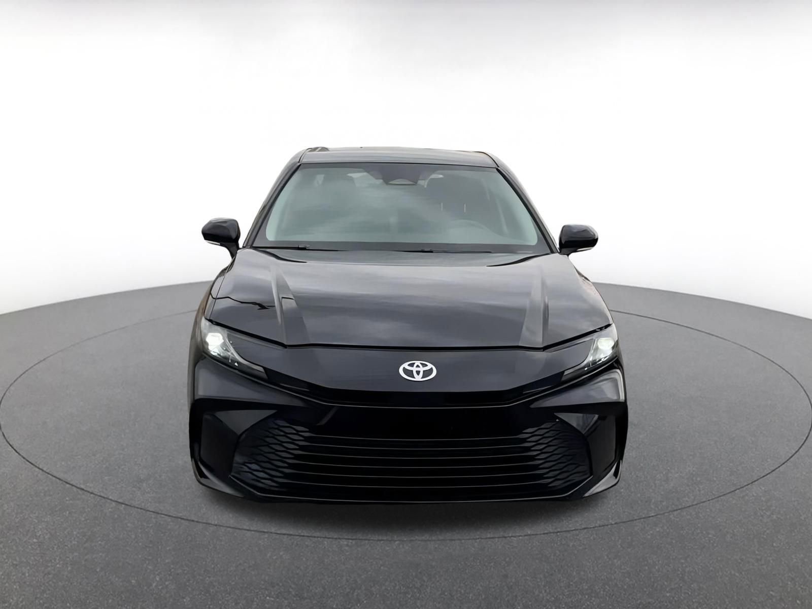 Thumbnail: 2025 Toyota Camry - 4