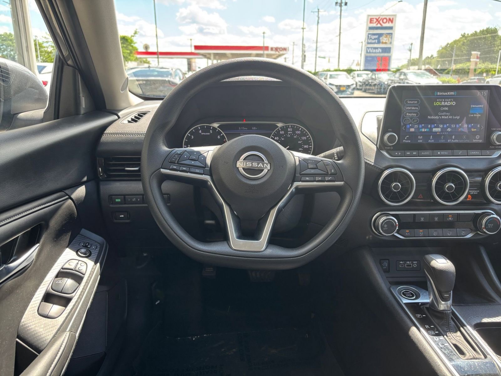 Thumbnail: 2025 Nissan Sentra - 32