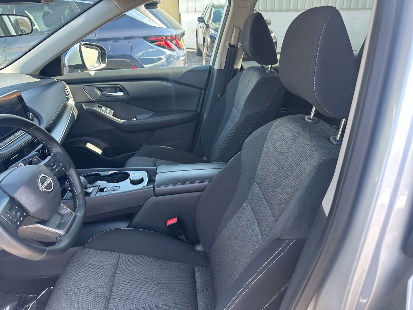 Thumbnail: 2025 Nissan Rogue - 28