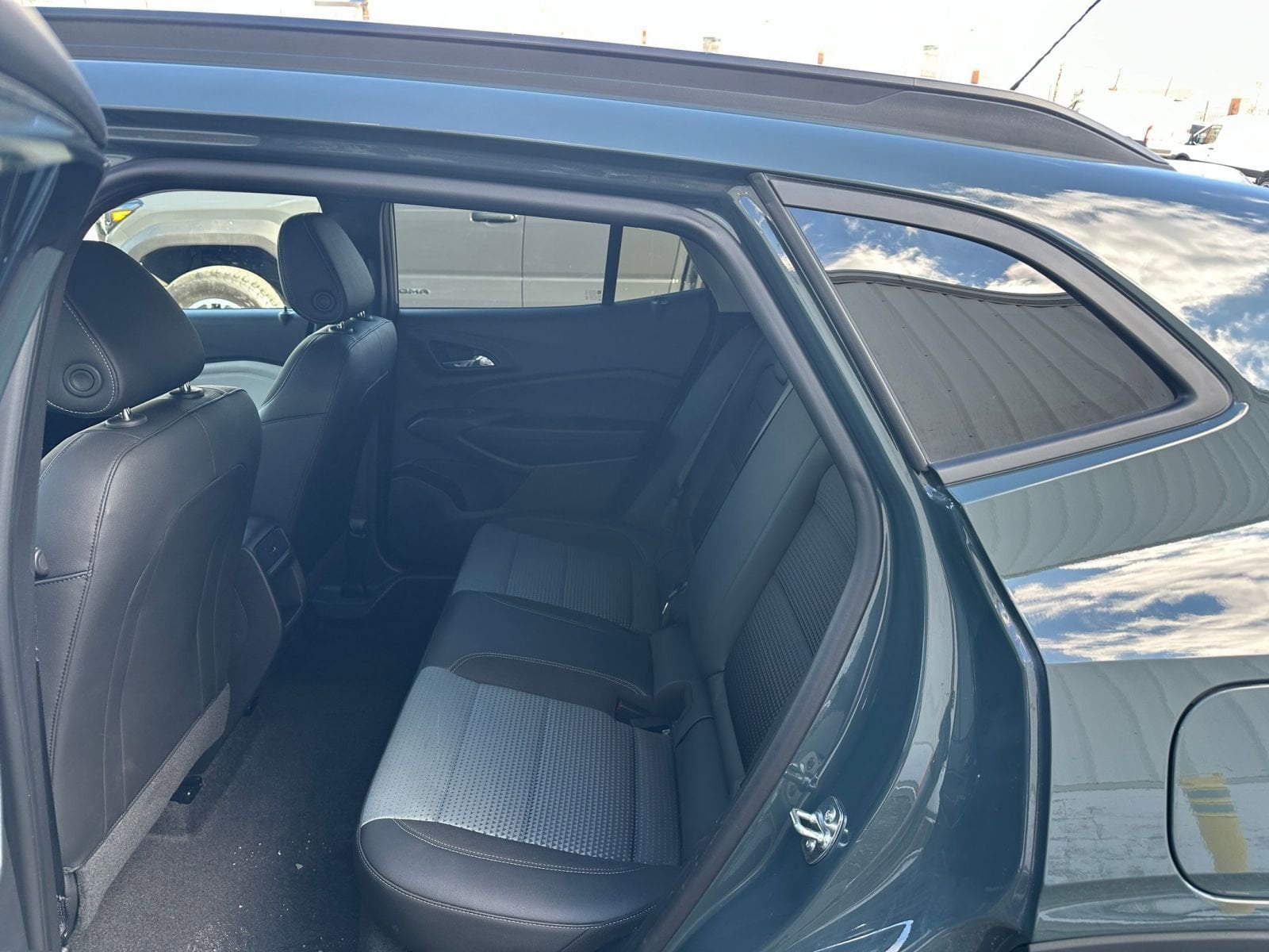 Thumbnail: 2025 Chevrolet Trax - 23