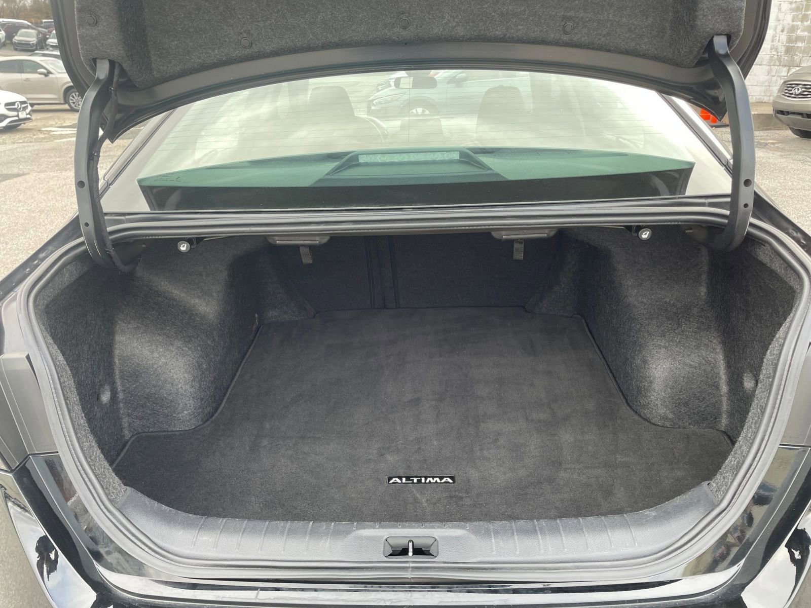 Thumbnail: 2025 Nissan Altima - 30