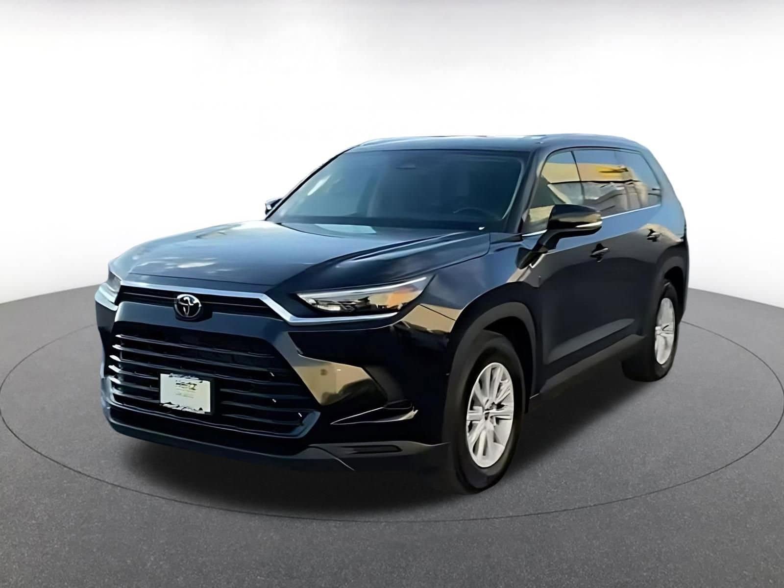 Thumbnail: 2025 Toyota Grand Highlander - 4