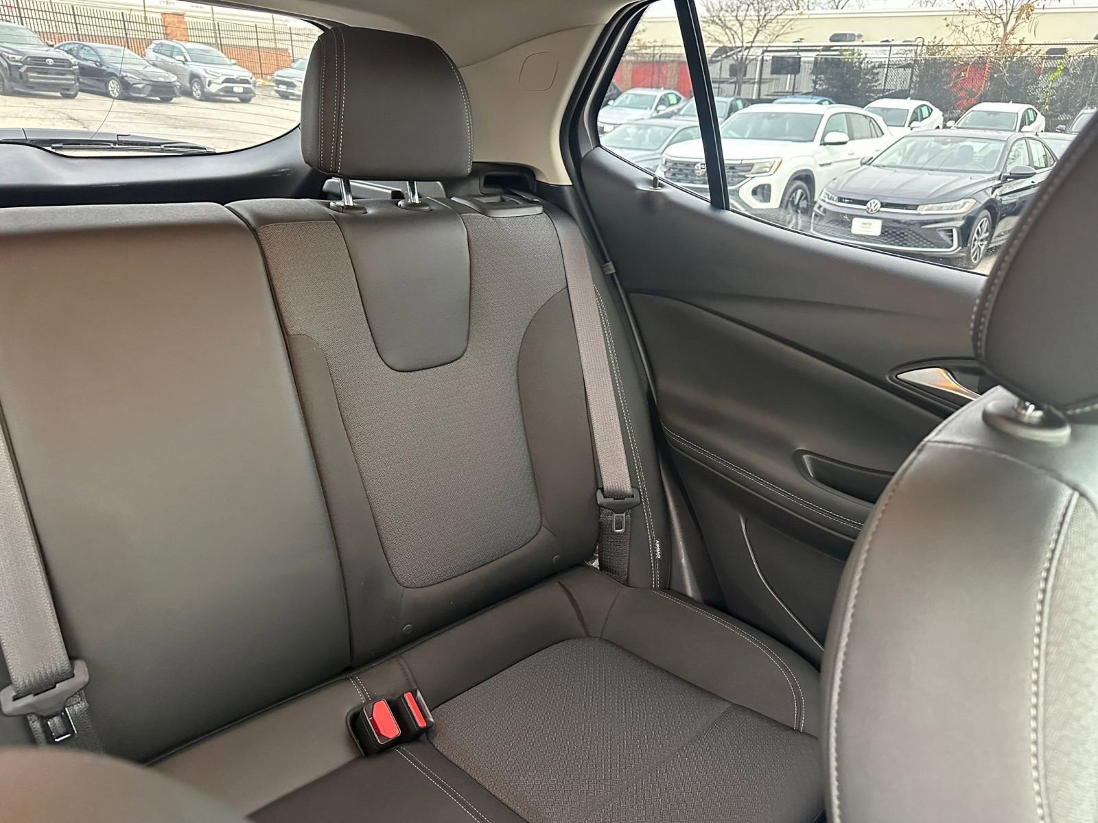 Thumbnail: 2025 Buick Encore GX - 35