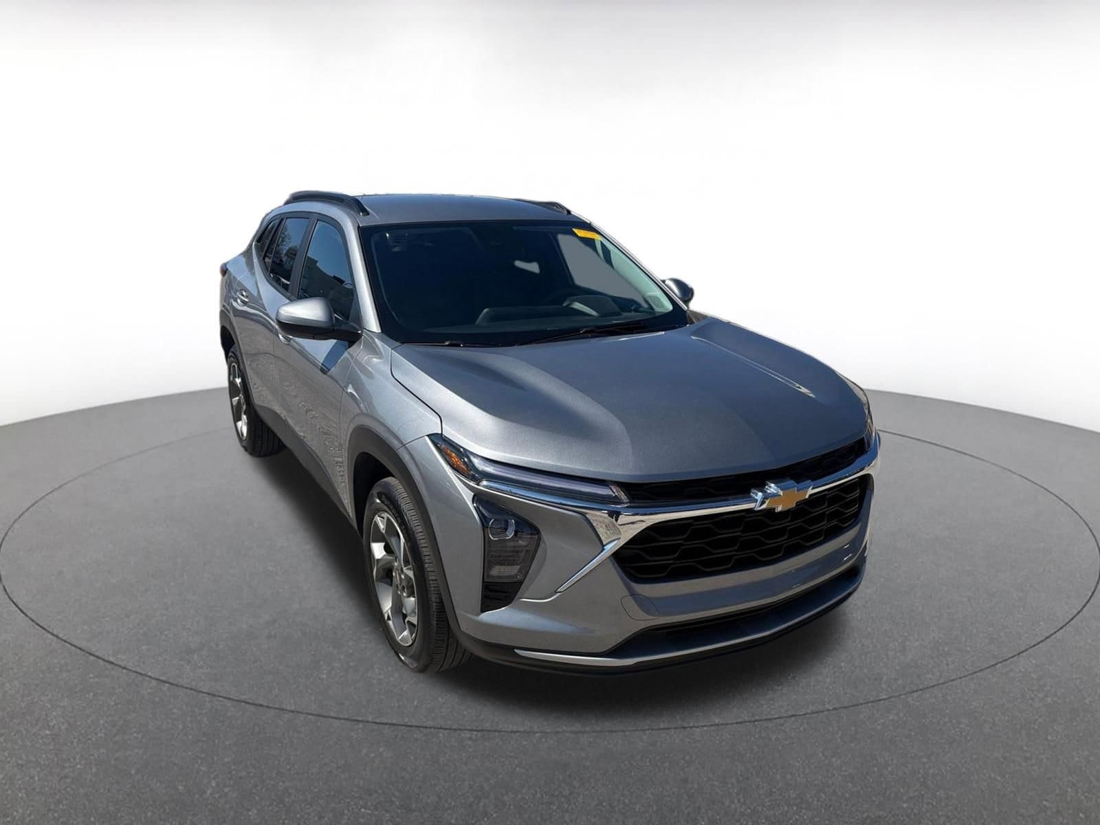 Thumbnail: 2025 Chevrolet Trax - 1