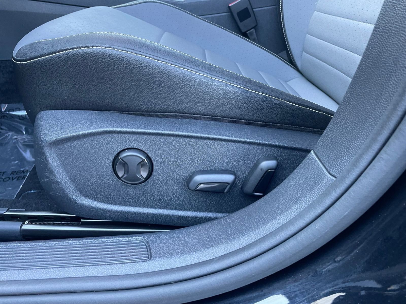 Thumbnail: 2025 Volkswagen Jetta - 22