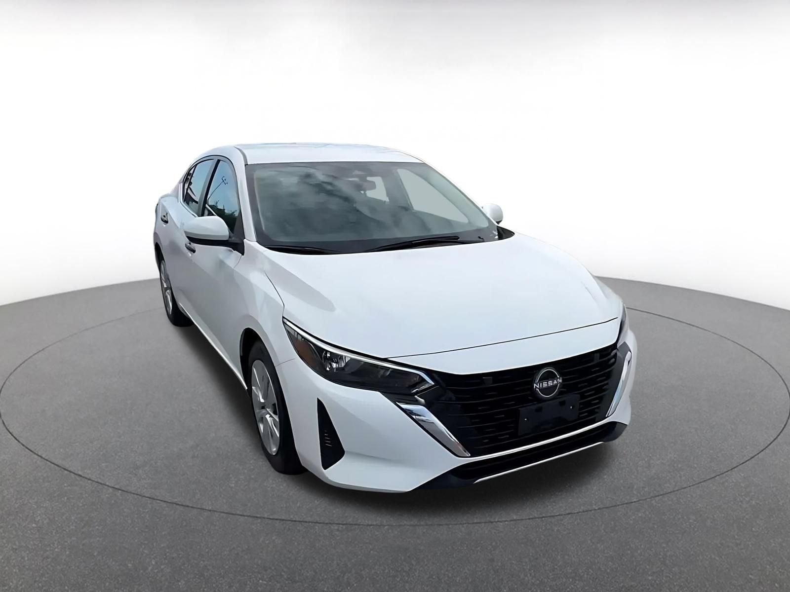 Thumbnail: 2025 Nissan Sentra - 3