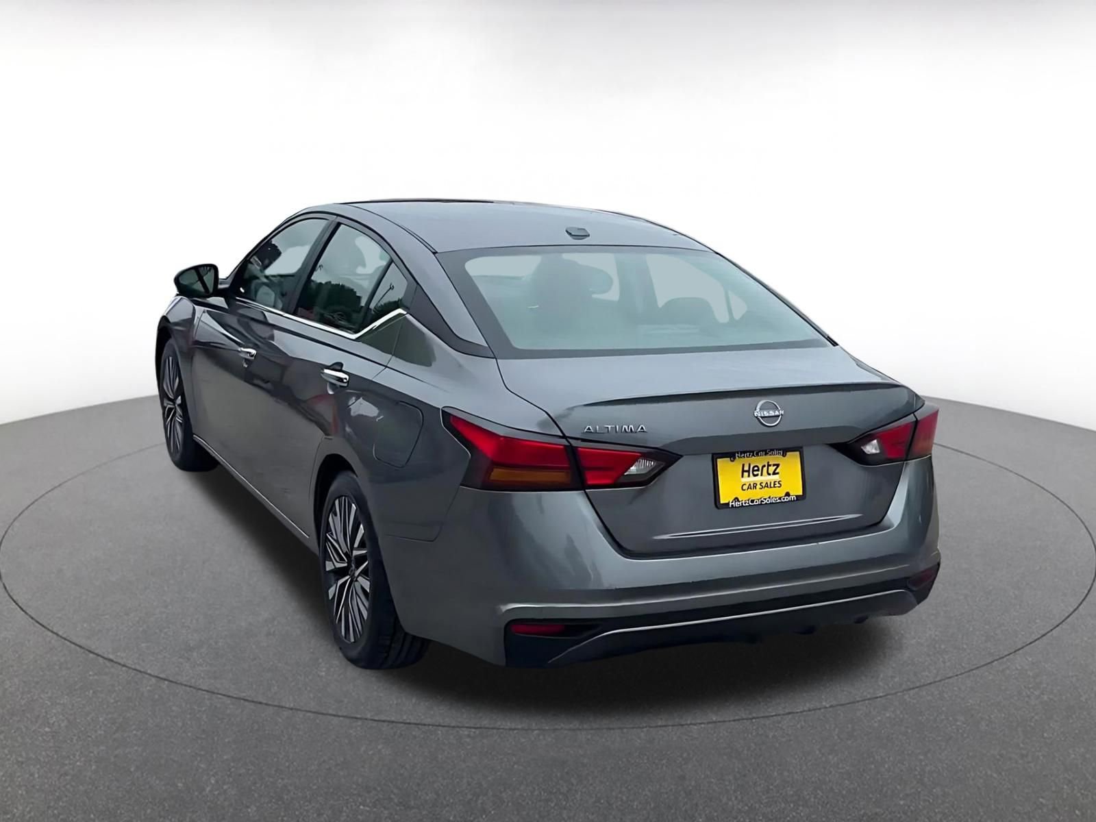 Thumbnail: 2025 Nissan Altima - 11
