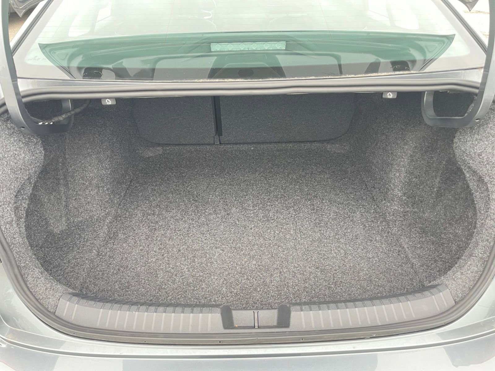 Thumbnail: 2025 Volkswagen Jetta - 31