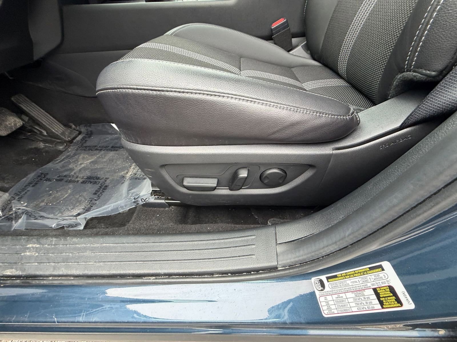 Thumbnail: 2025 Mazda CX-50 - 23