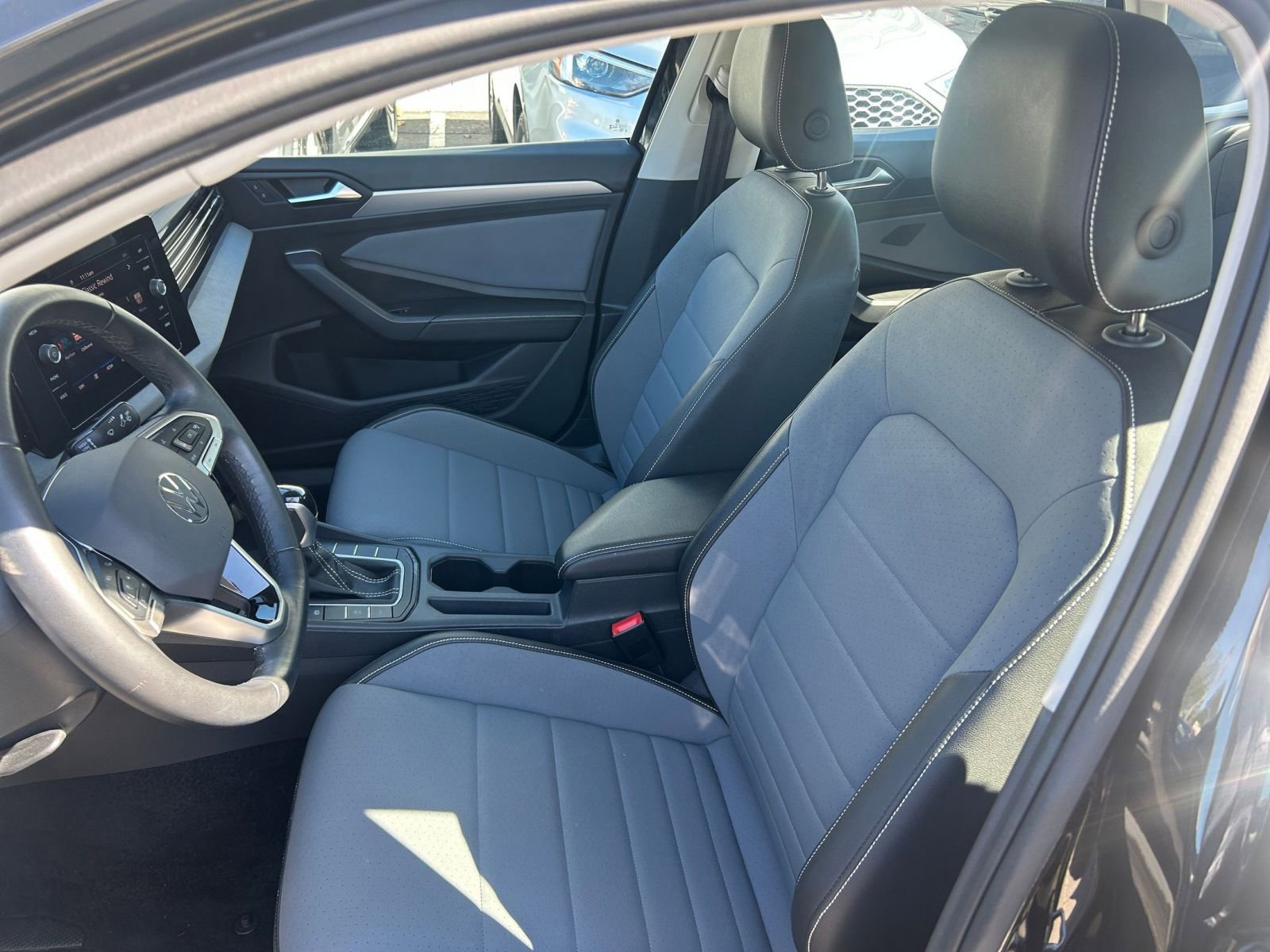 Thumbnail: 2025 Volkswagen Jetta - 35