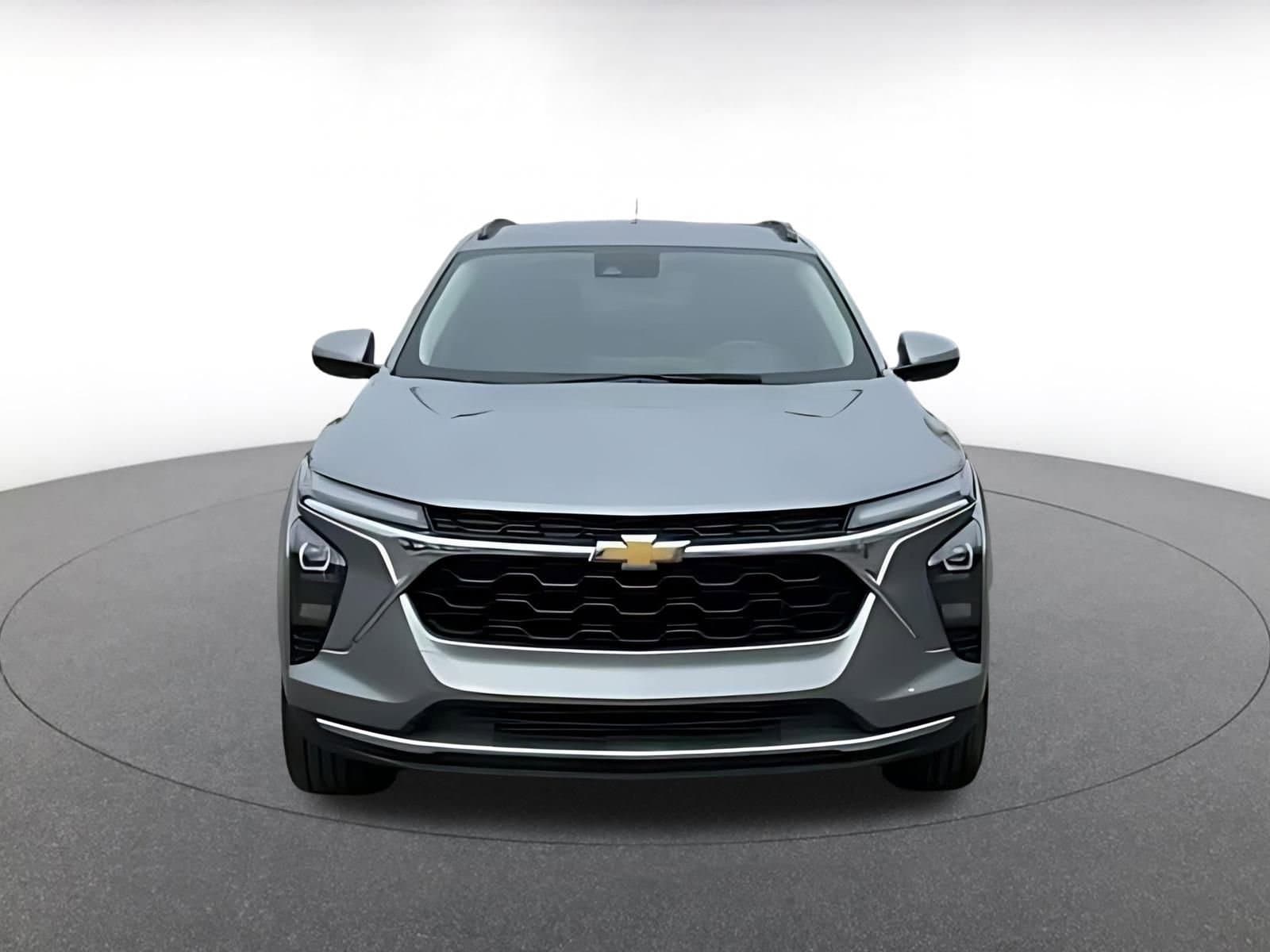 Thumbnail: 2025 Chevrolet Trax - 4