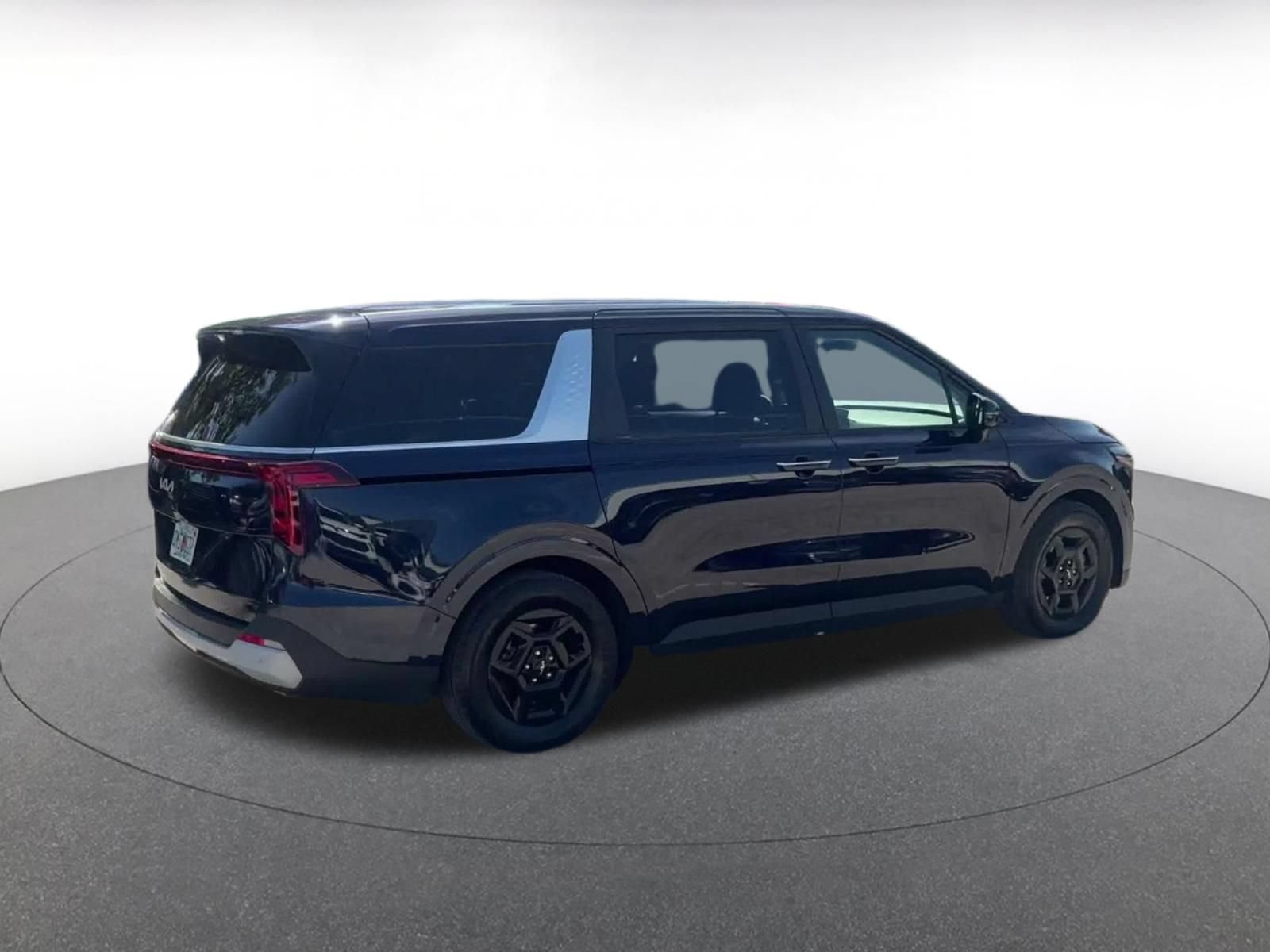 Thumbnail: 2026 Kia Carnival - 14