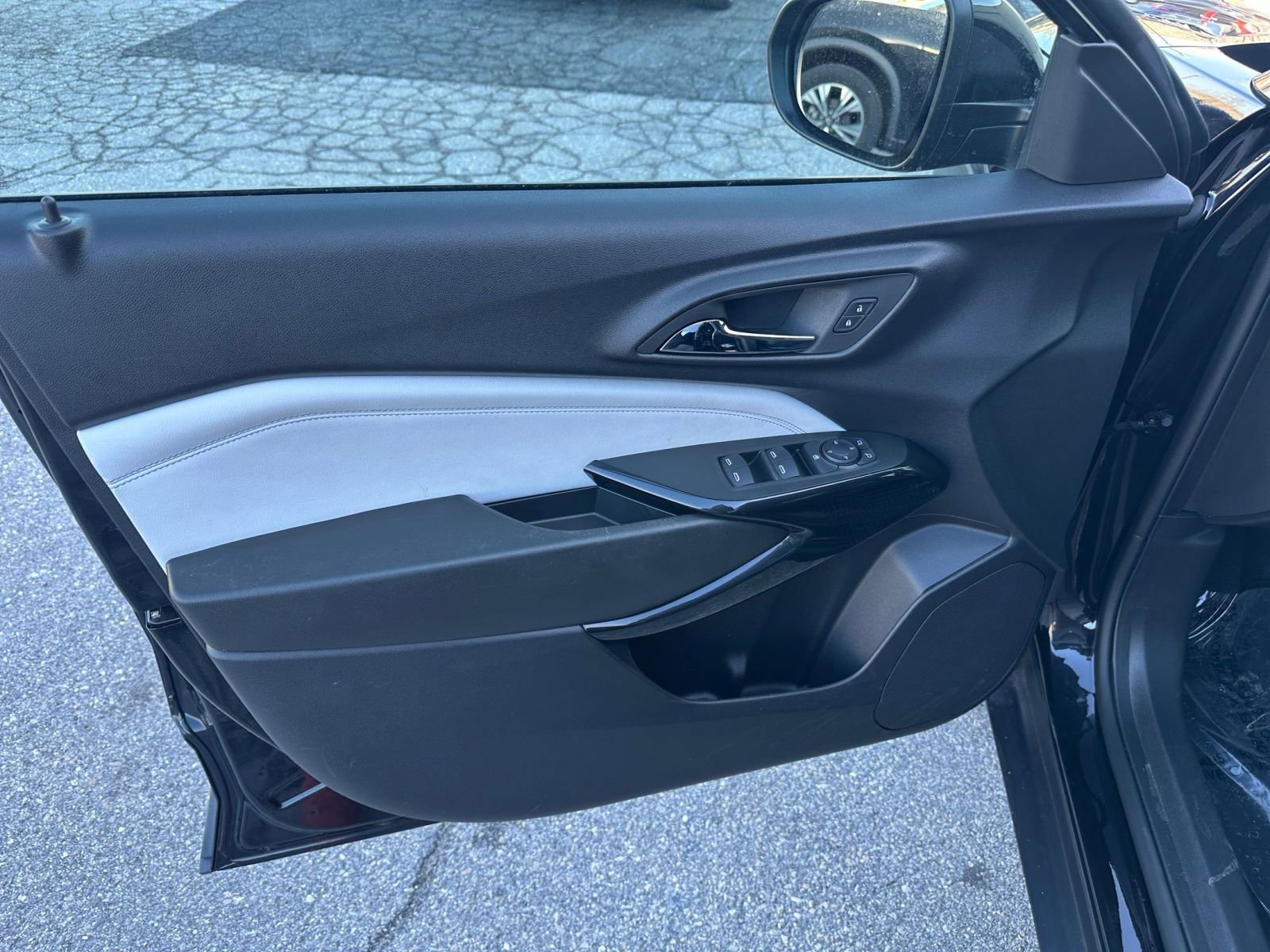 Thumbnail: 2025 Chevrolet Trax - 20