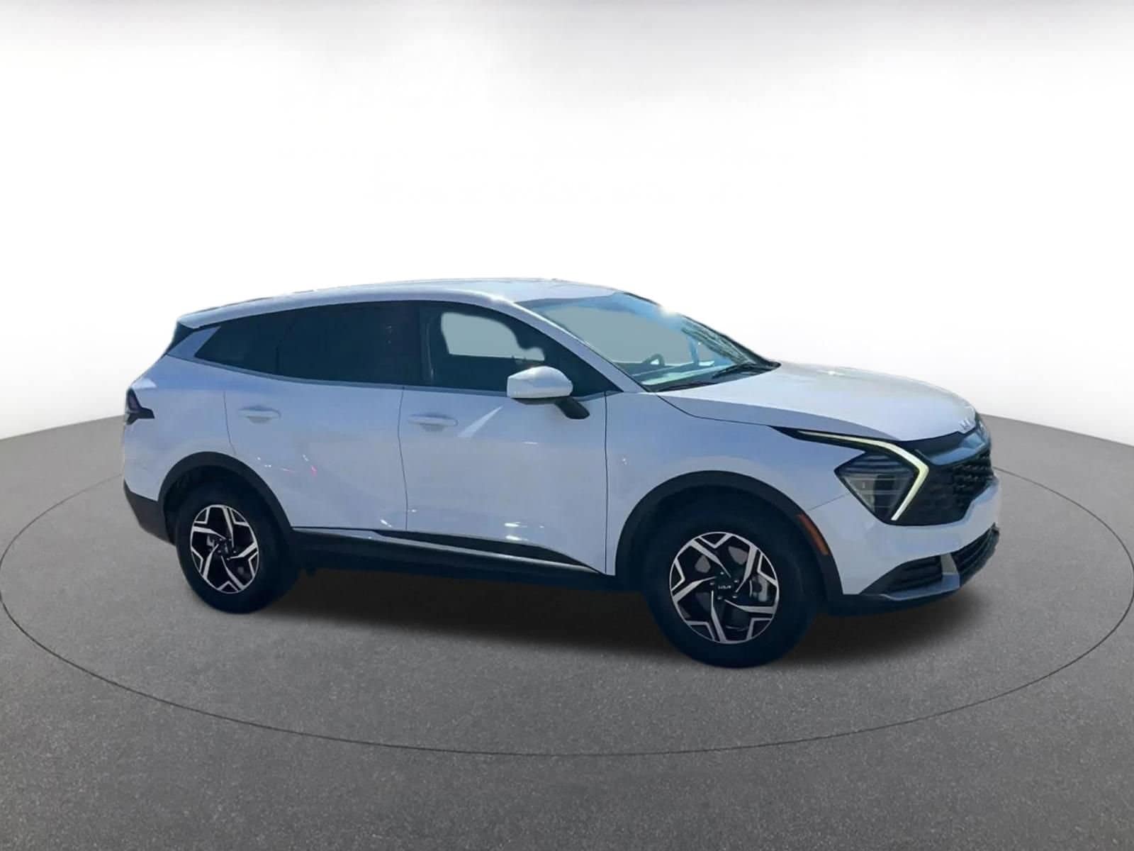Thumbnail: 2025 Kia Sportage - 2