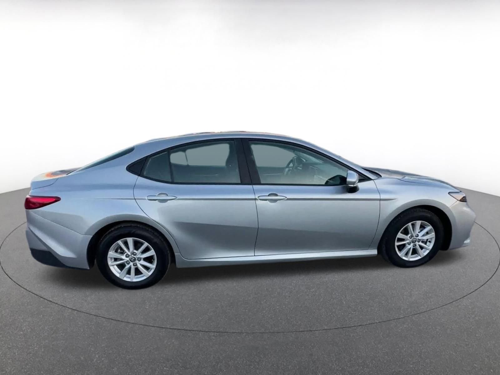 Thumbnail: 2025 Toyota Camry - 16