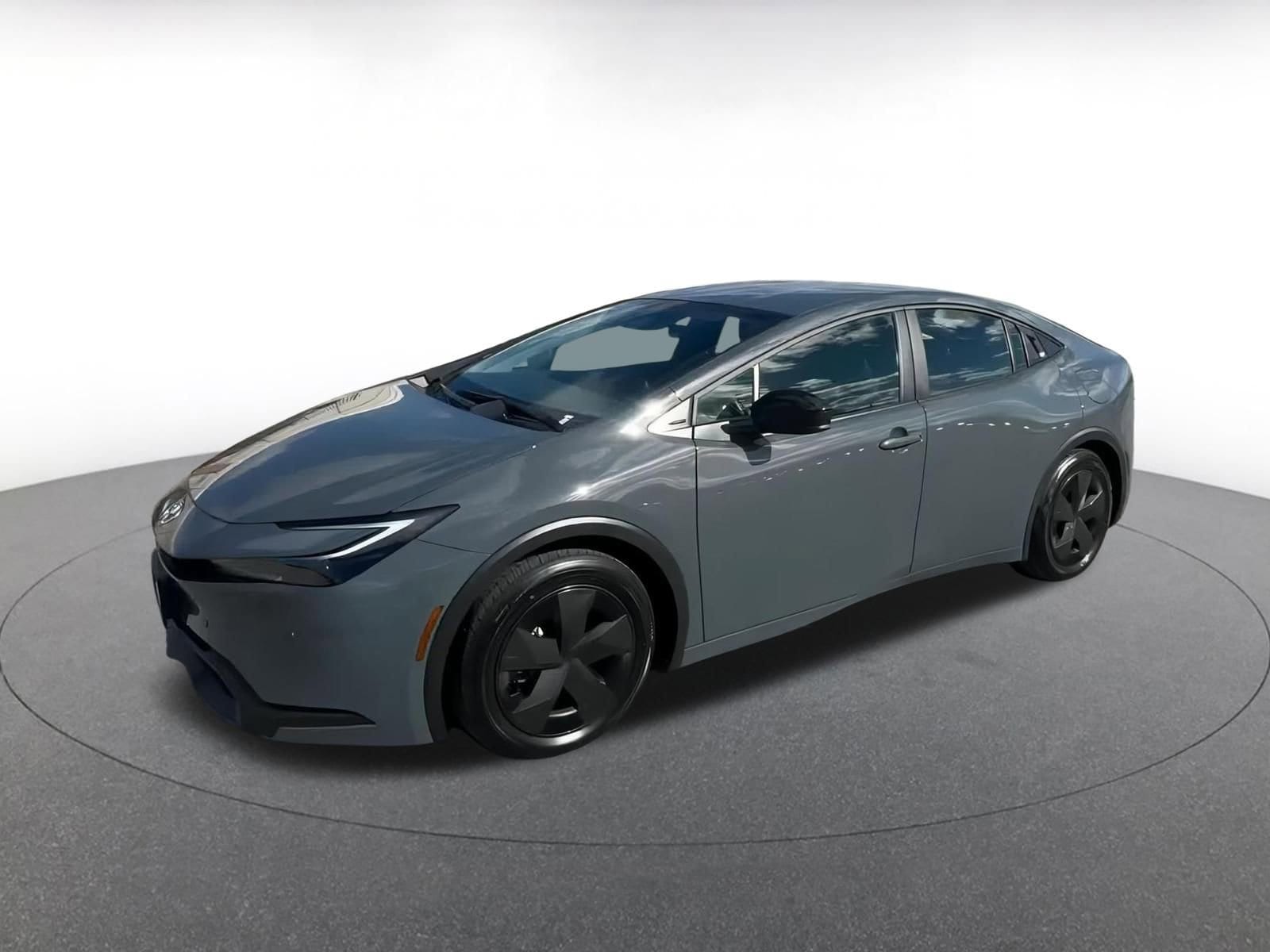 Thumbnail: 2025 Toyota Prius - 8