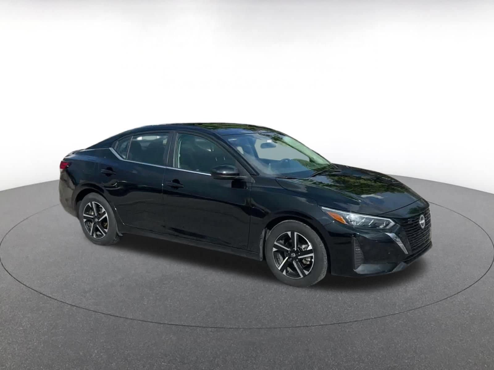 Thumbnail: 2025 Nissan Sentra - 2