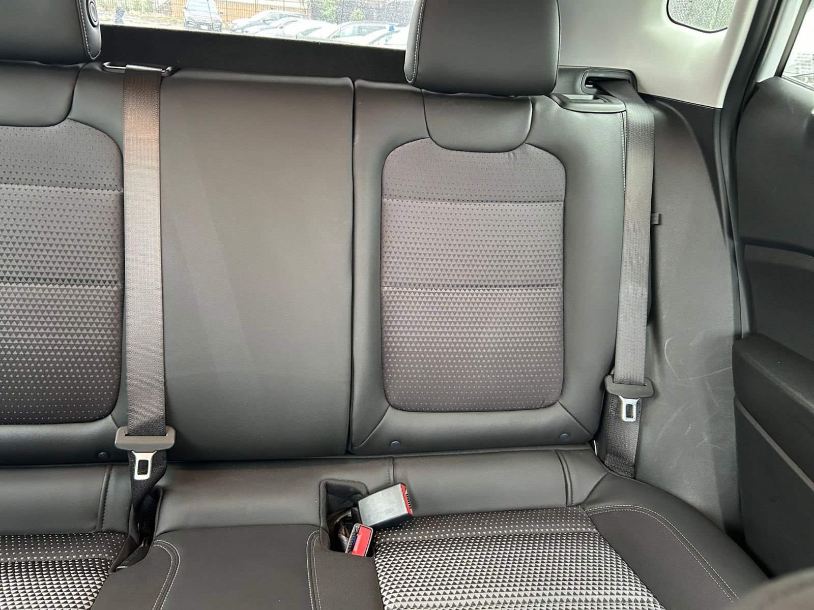 Thumbnail: 2025 Chevrolet Trax - 32