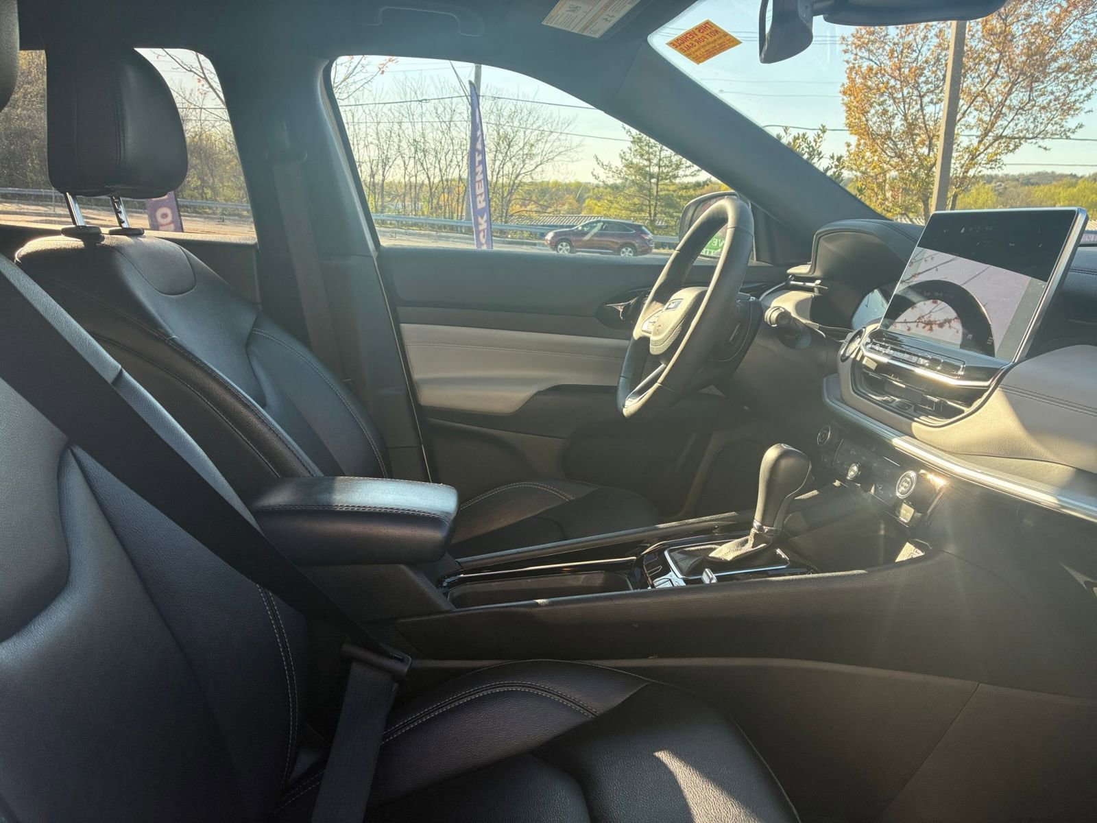 Thumbnail: 2025 Jeep Compass - 31