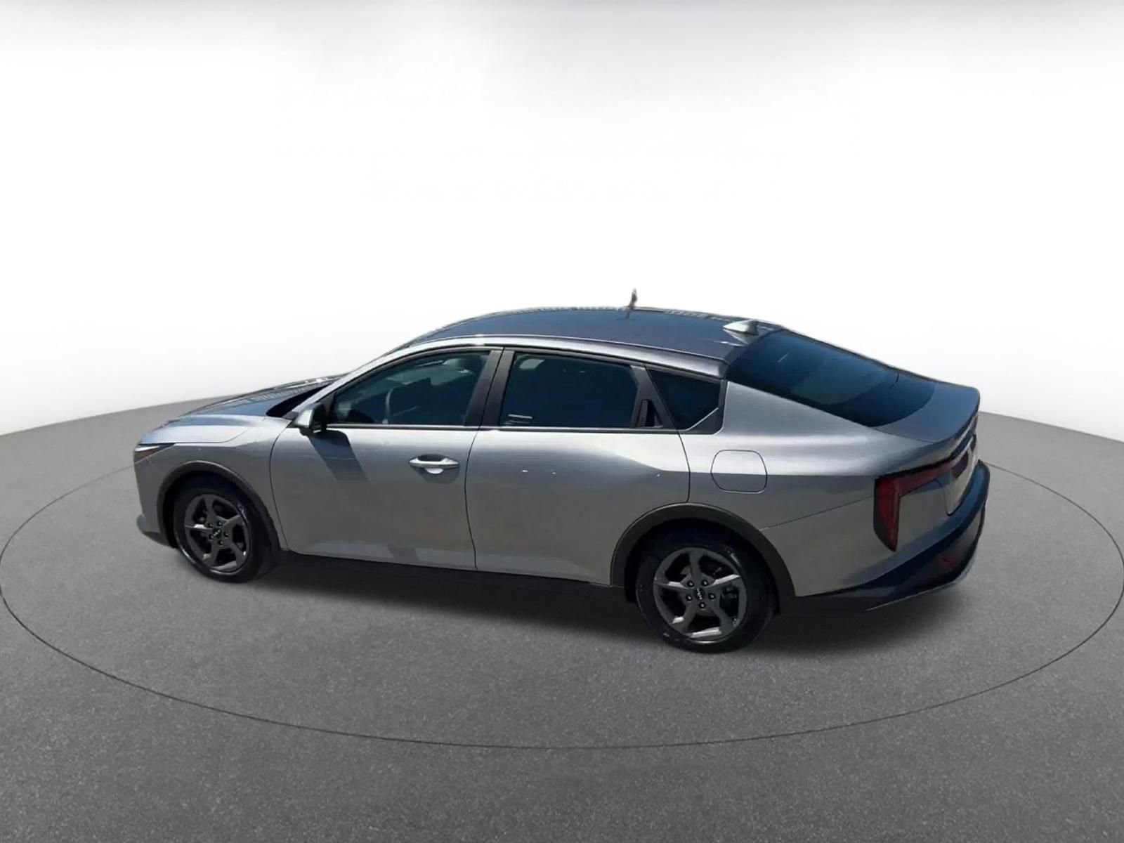 Thumbnail: 2025 Kia K4 - 10