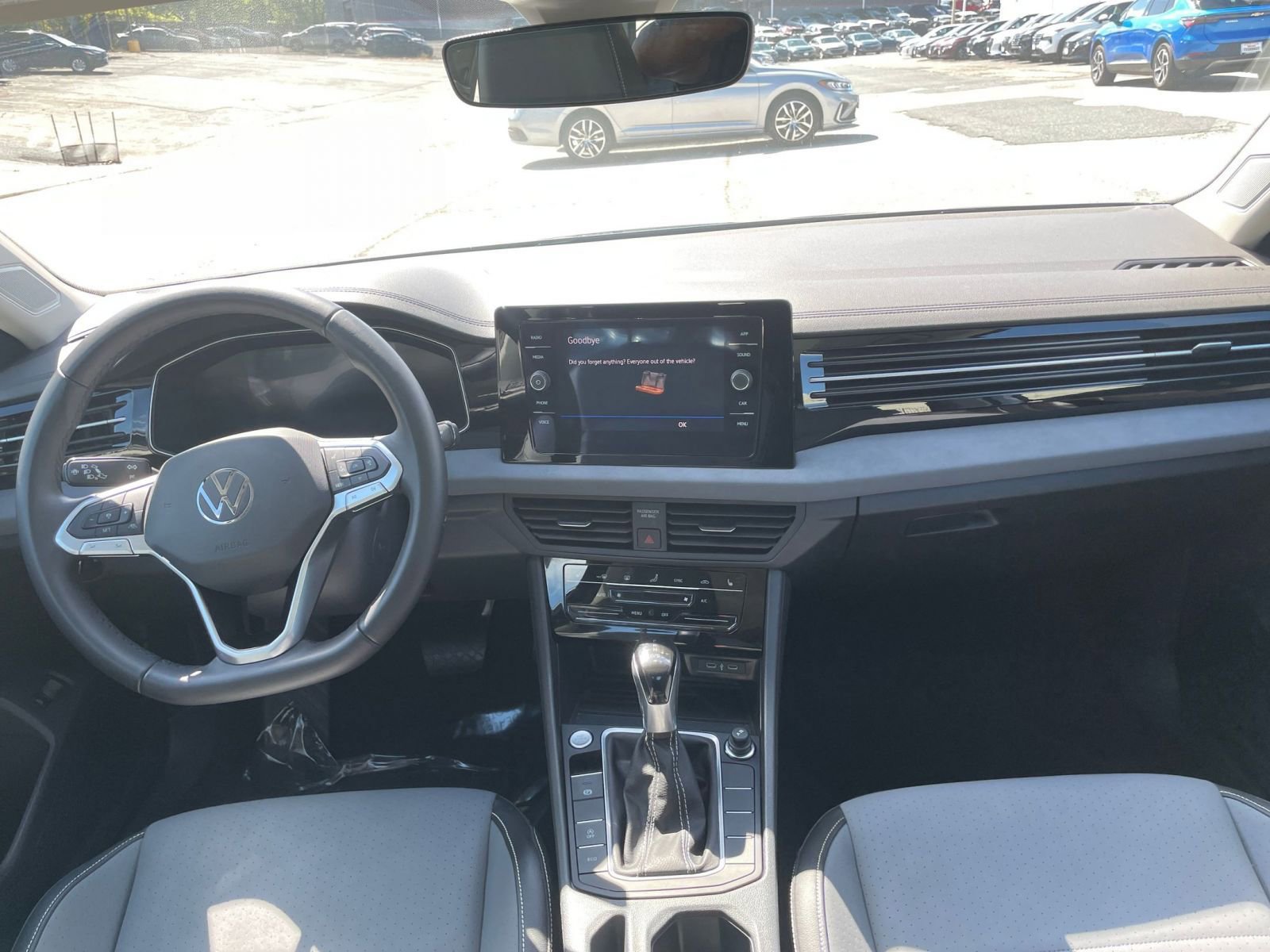 Thumbnail: 2025 Volkswagen Jetta - 33