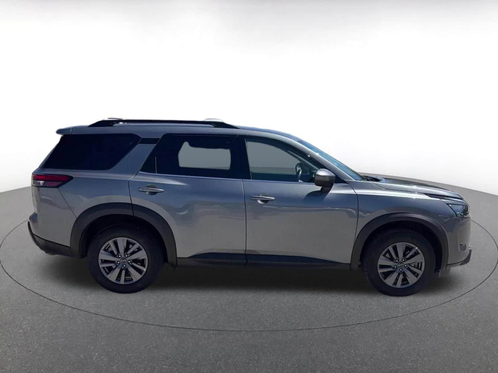 Thumbnail: 2025 Nissan Pathfinder - 16