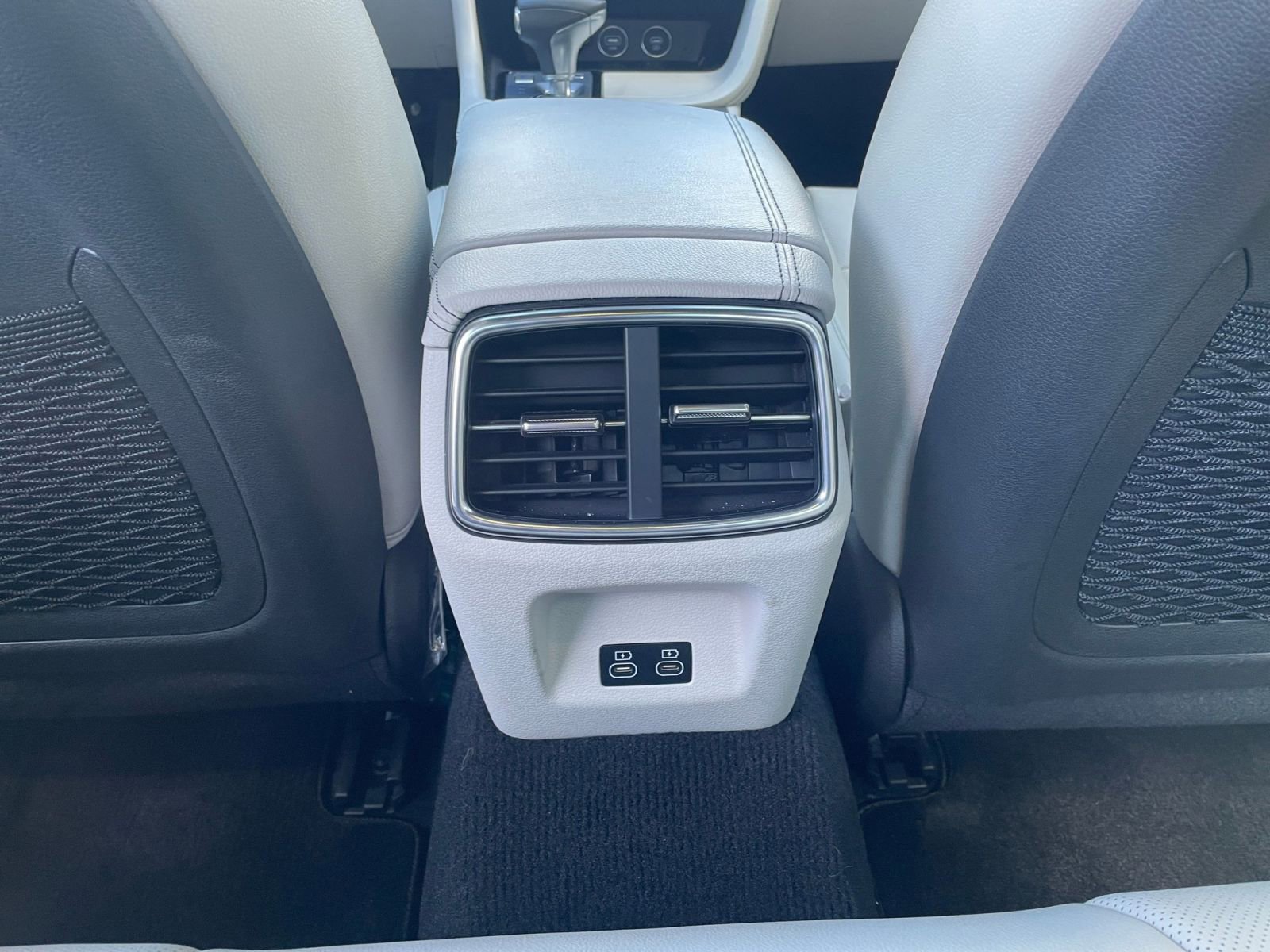 Thumbnail: 2025 Genesis G70 - 24