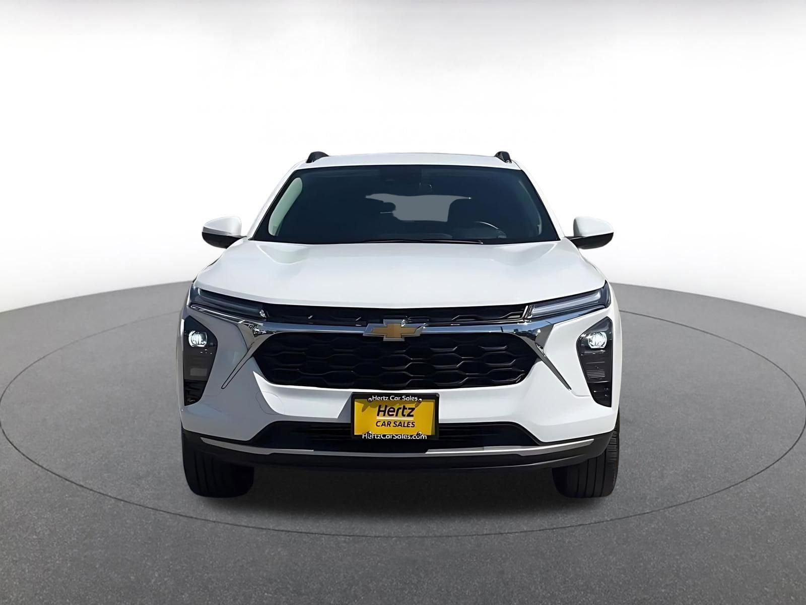 Thumbnail: 2025 Chevrolet Trax - 4