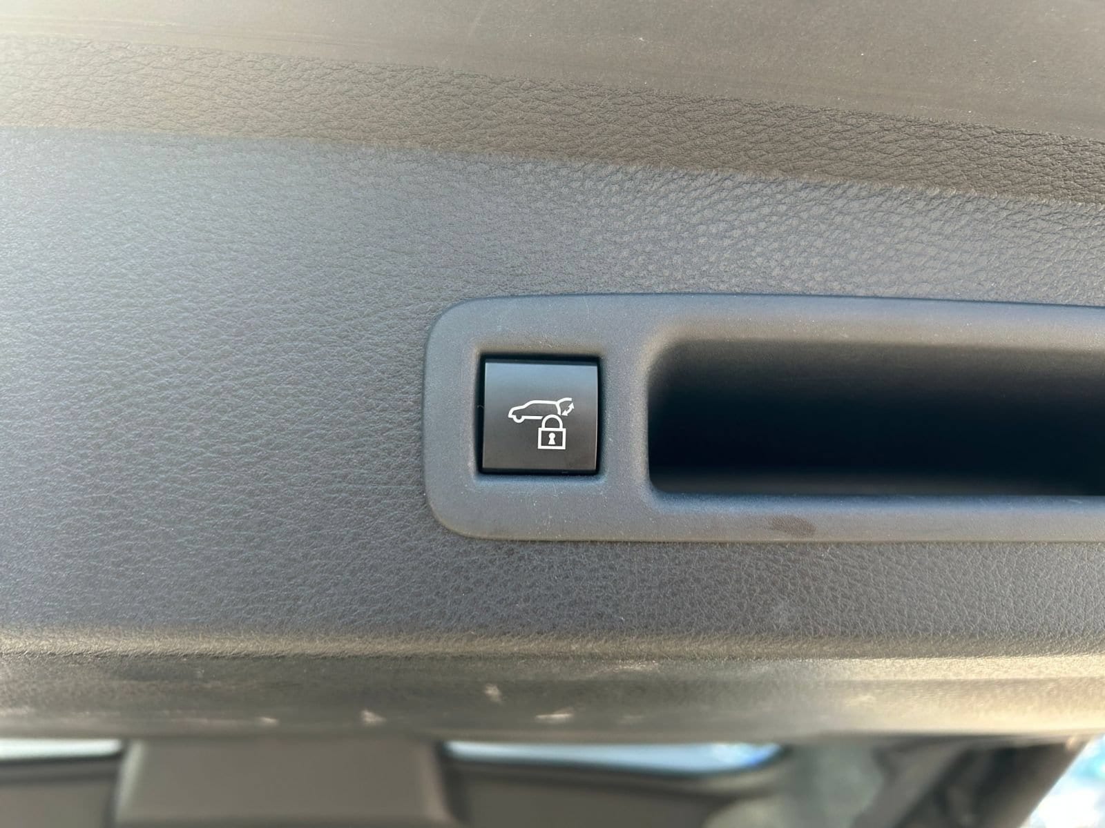 Thumbnail: 2025 Toyota Sienna - 20