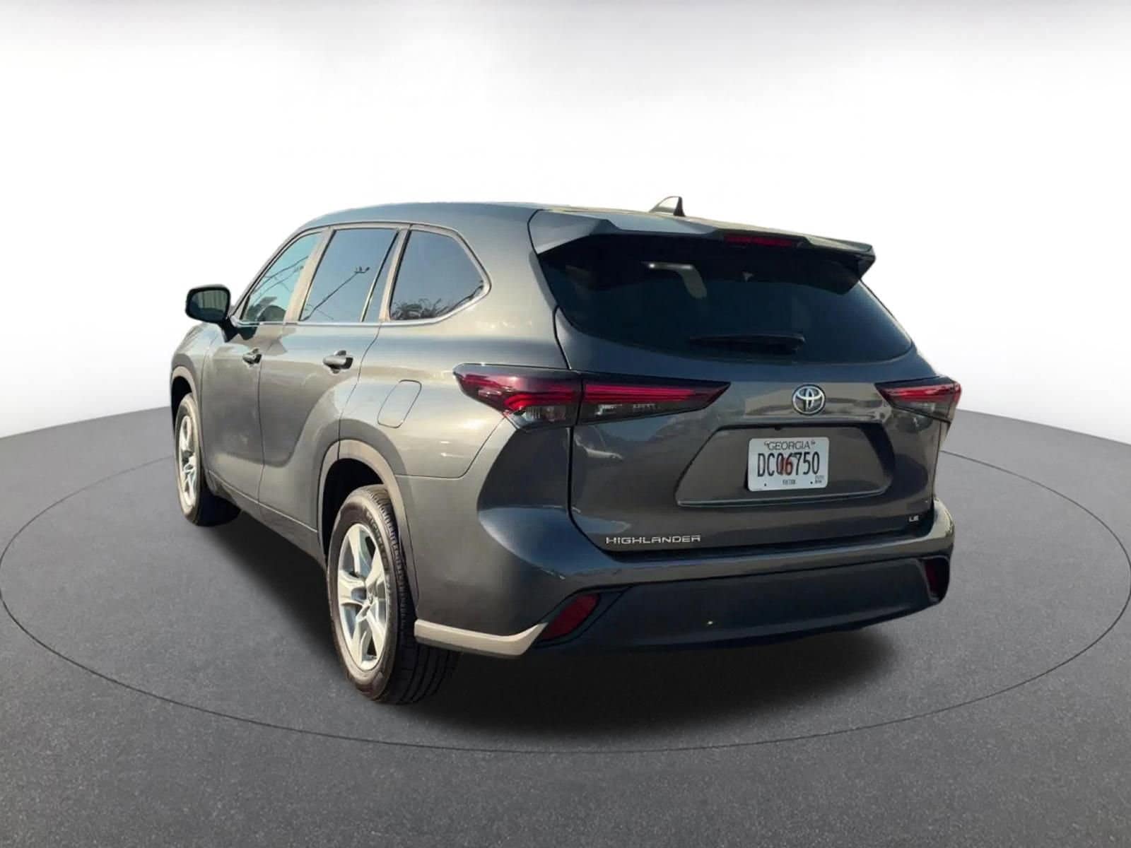 Thumbnail: 2025 Toyota Highlander - 11