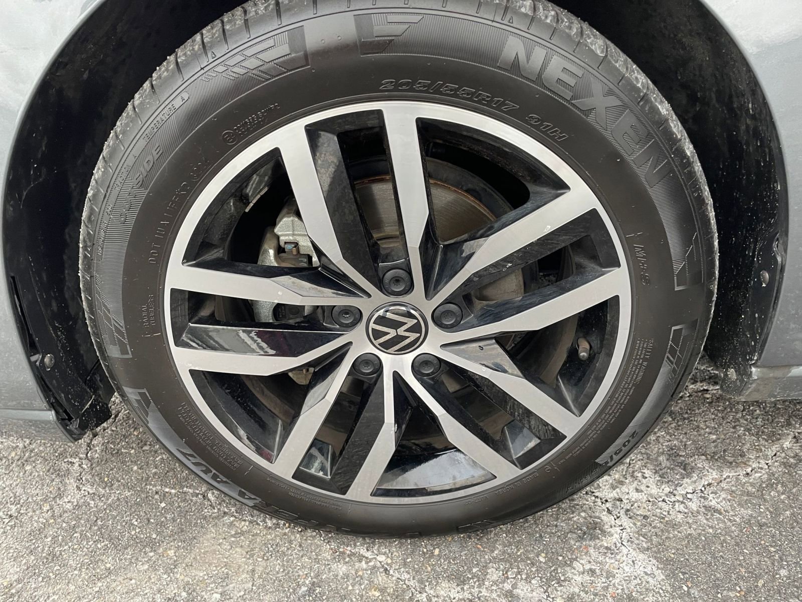 Thumbnail: 2025 Volkswagen Jetta - 30