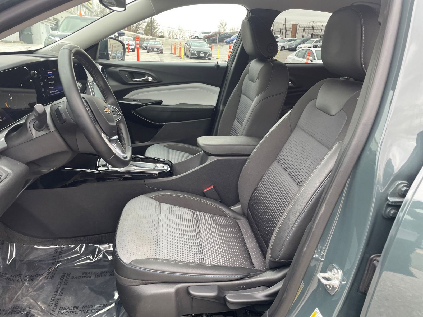 Thumbnail: 2025 Chevrolet Trax - 24