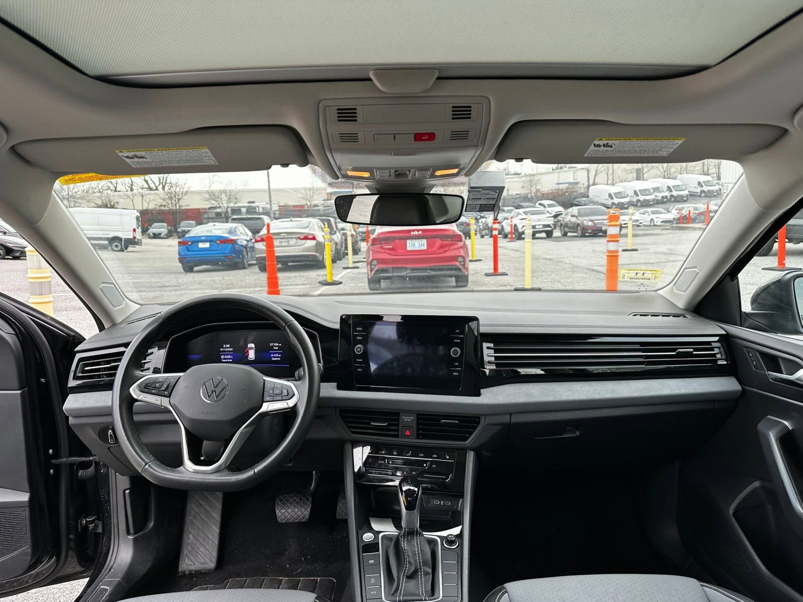 Thumbnail: 2025 Volkswagen Jetta - 10