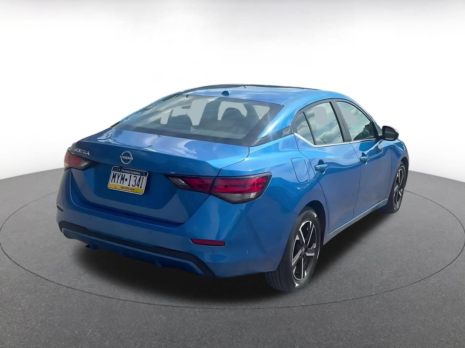 Thumbnail: 2025 Nissan Sentra - 11