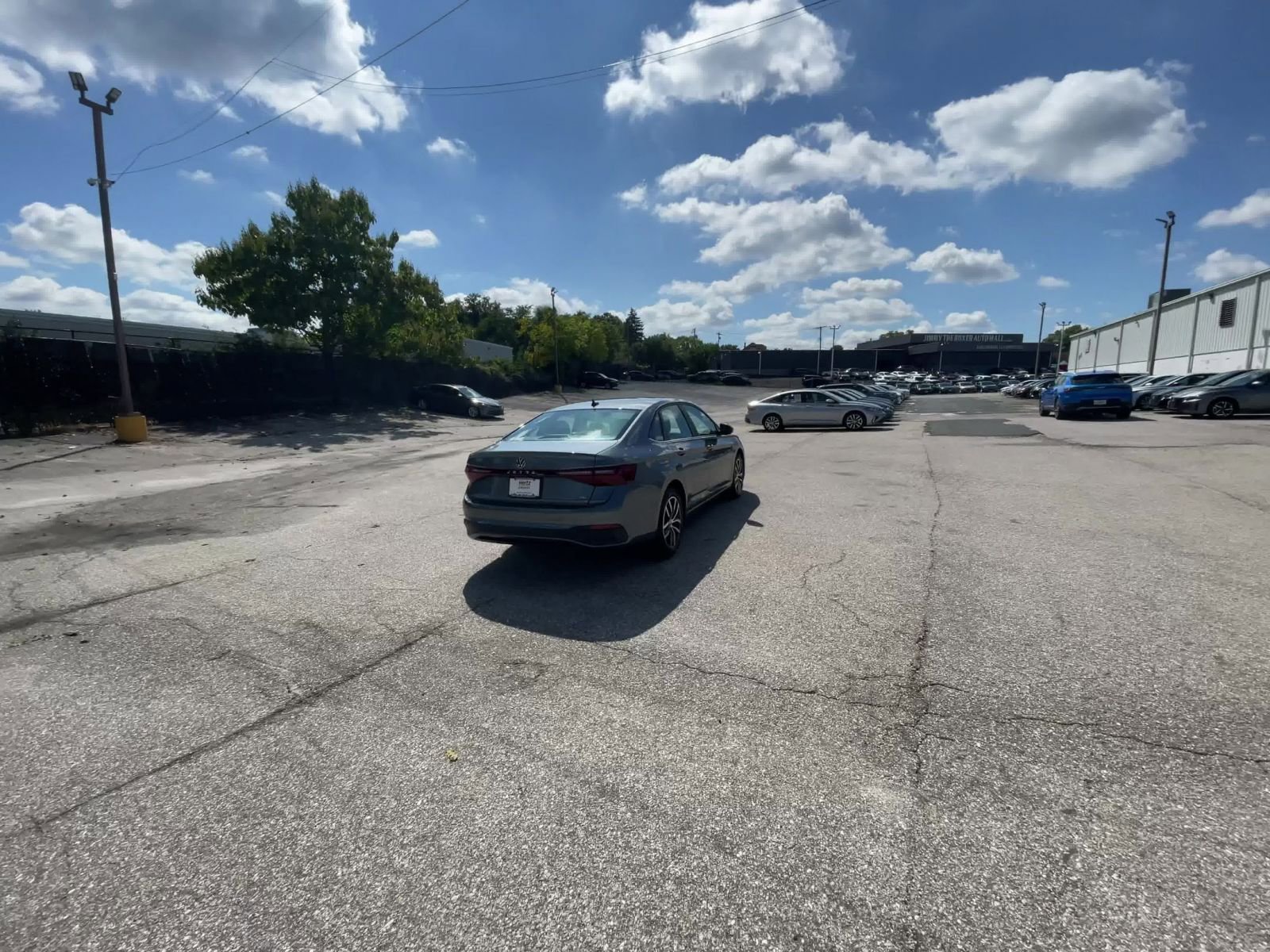 Thumbnail: 2025 Volkswagen Jetta - 16