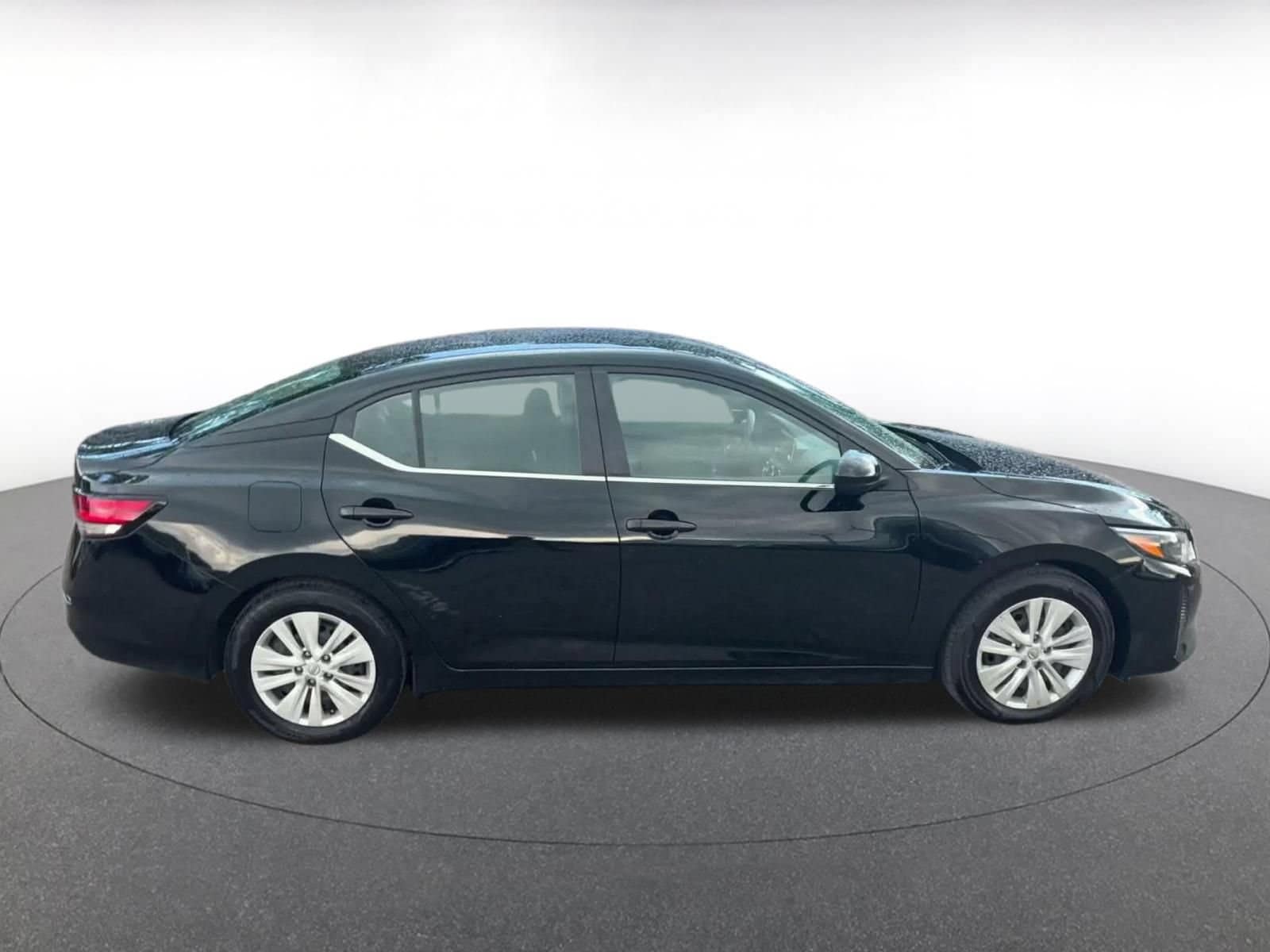 Thumbnail: 2025 Nissan Sentra - 15