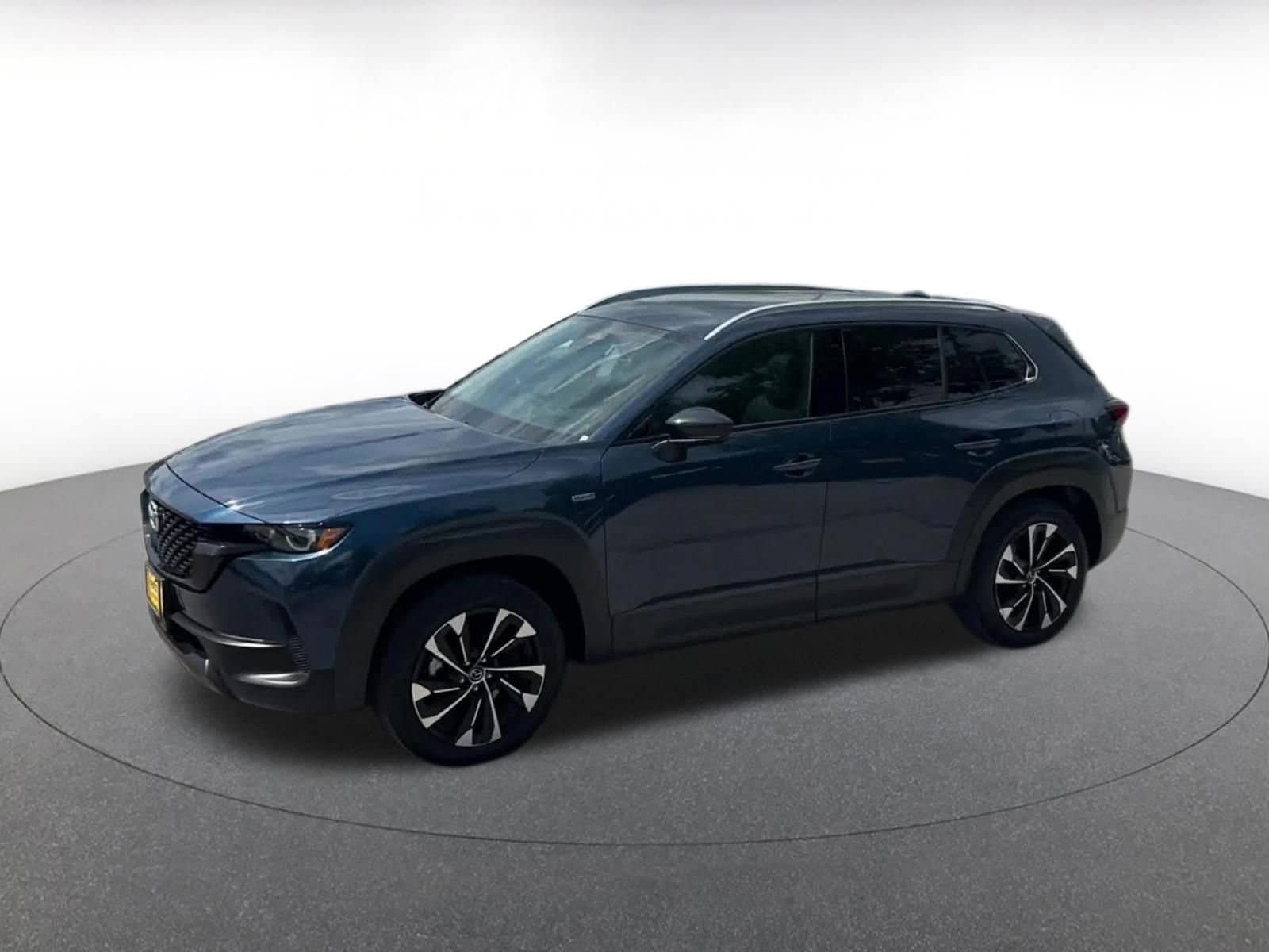 Thumbnail: 2025 Mazda CX-50 - 8