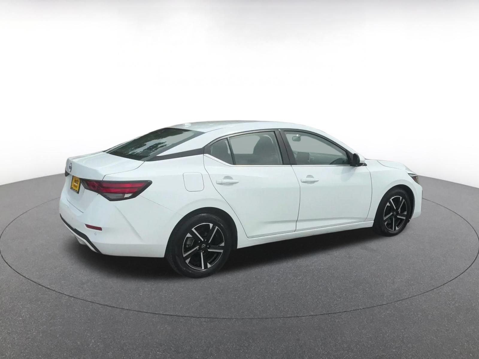 Thumbnail: 2025 Nissan Sentra - 15