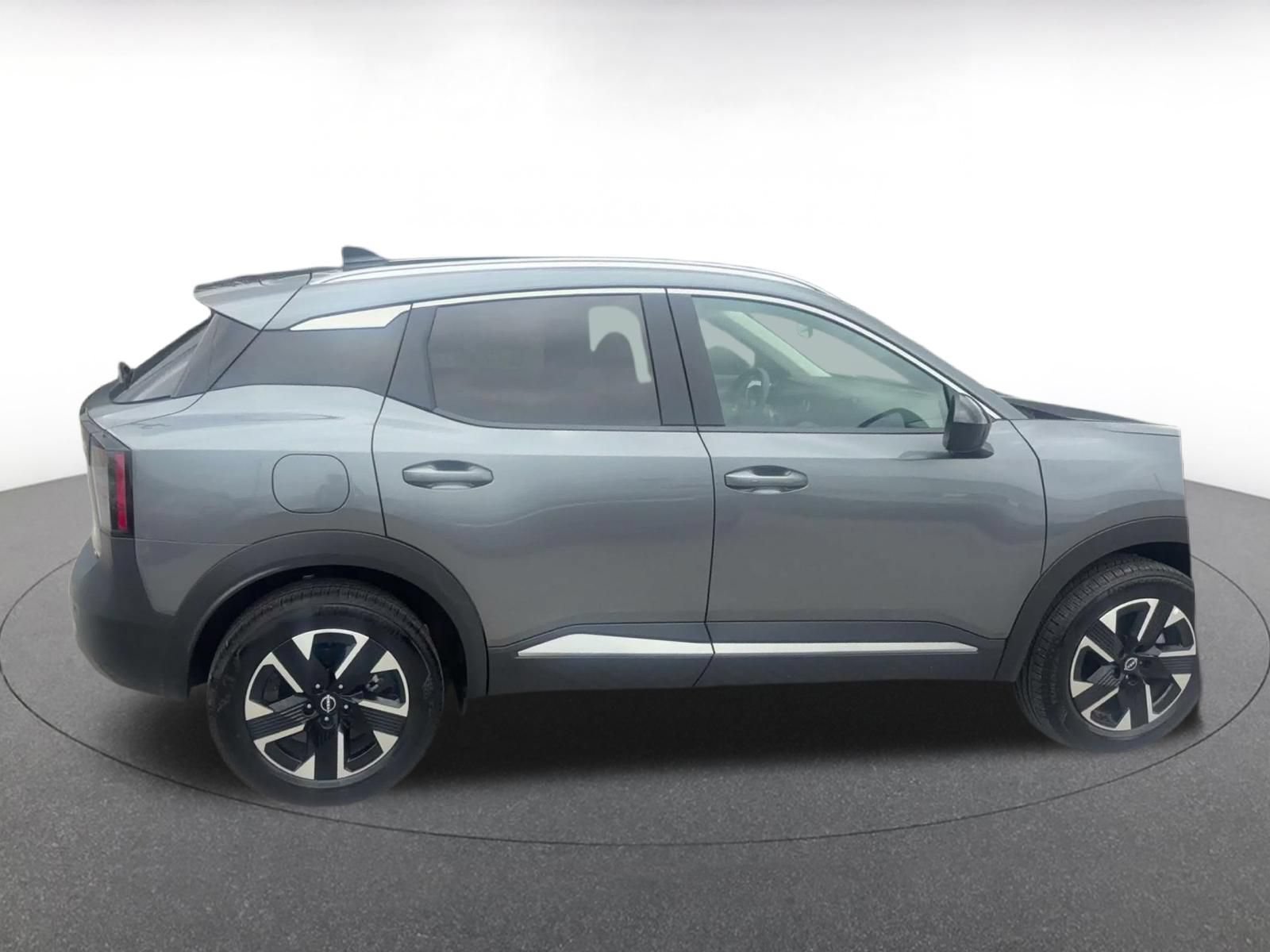 Thumbnail: 2026 Nissan Kicks - 16