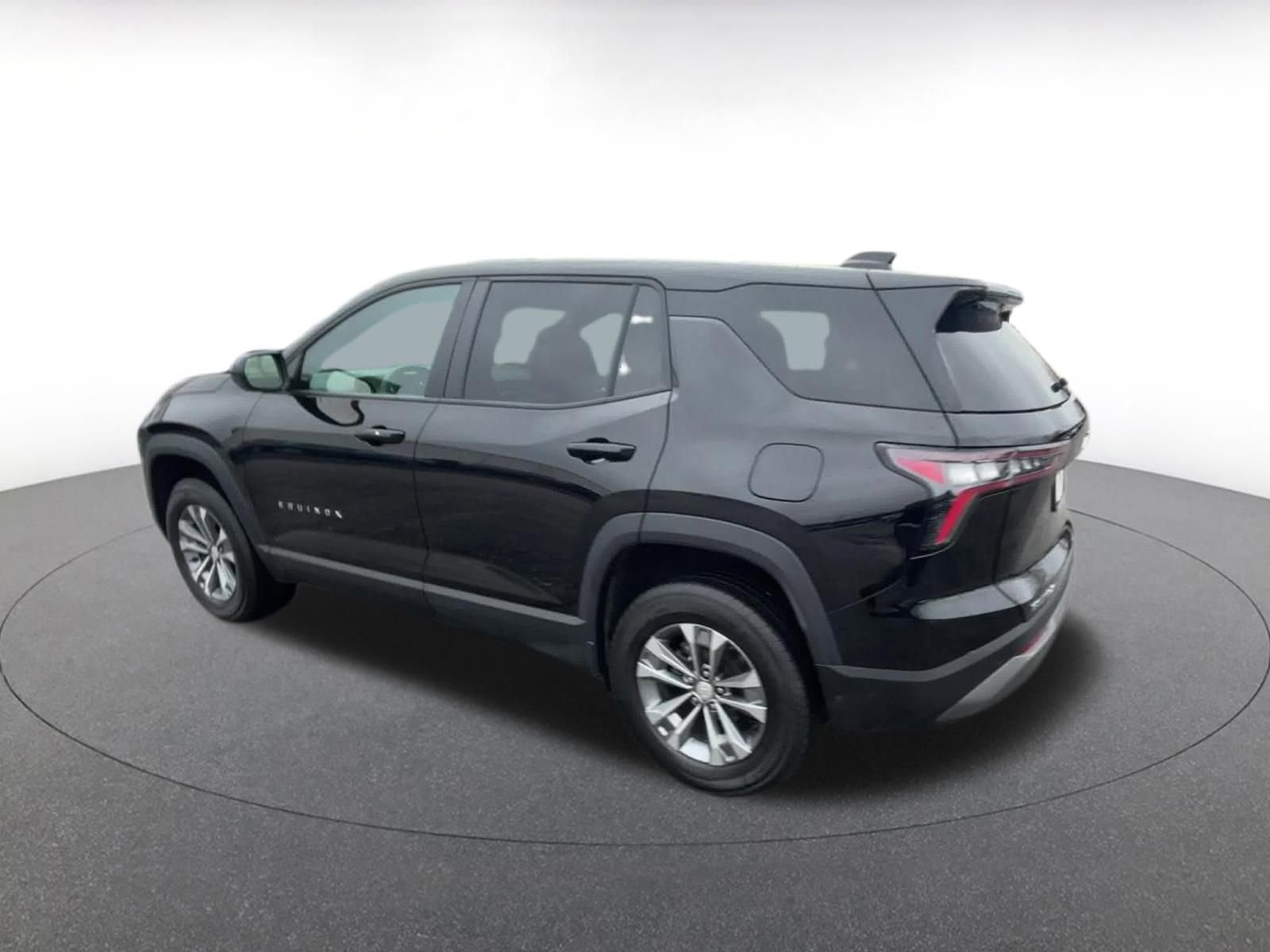 Thumbnail: 2025 Chevrolet Equinox - 10