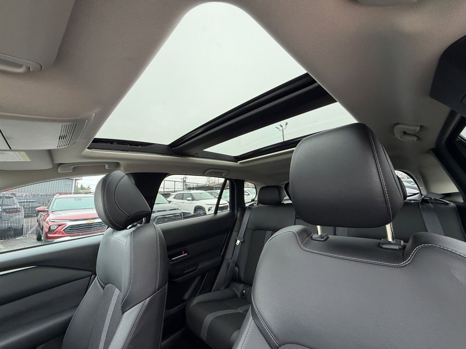 Thumbnail: 2025 Mazda CX-50 - 31