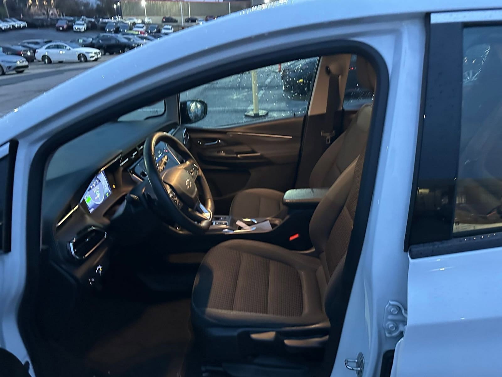 Thumbnail: 2023 Chevrolet Bolt EV - 9