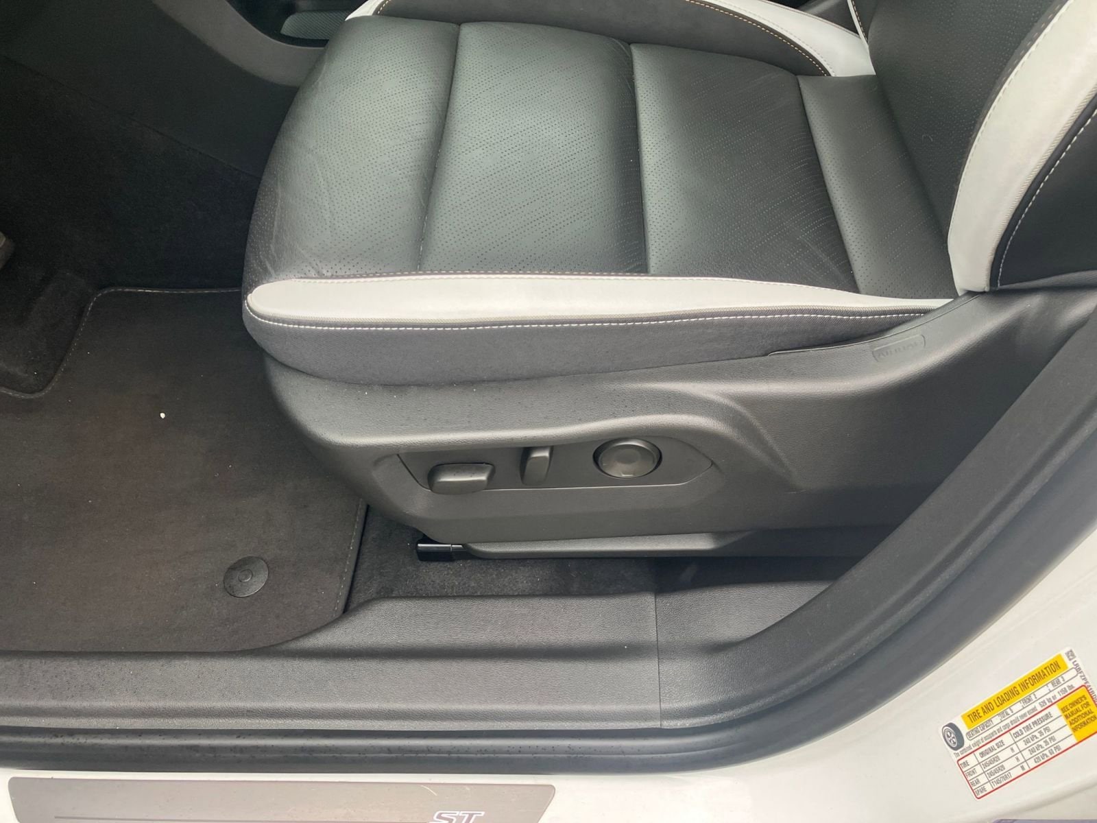 Thumbnail: 2024 Buick Envision - 23