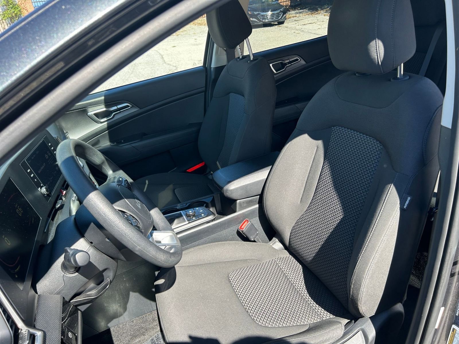 Thumbnail: 2024 Kia Sportage - 35