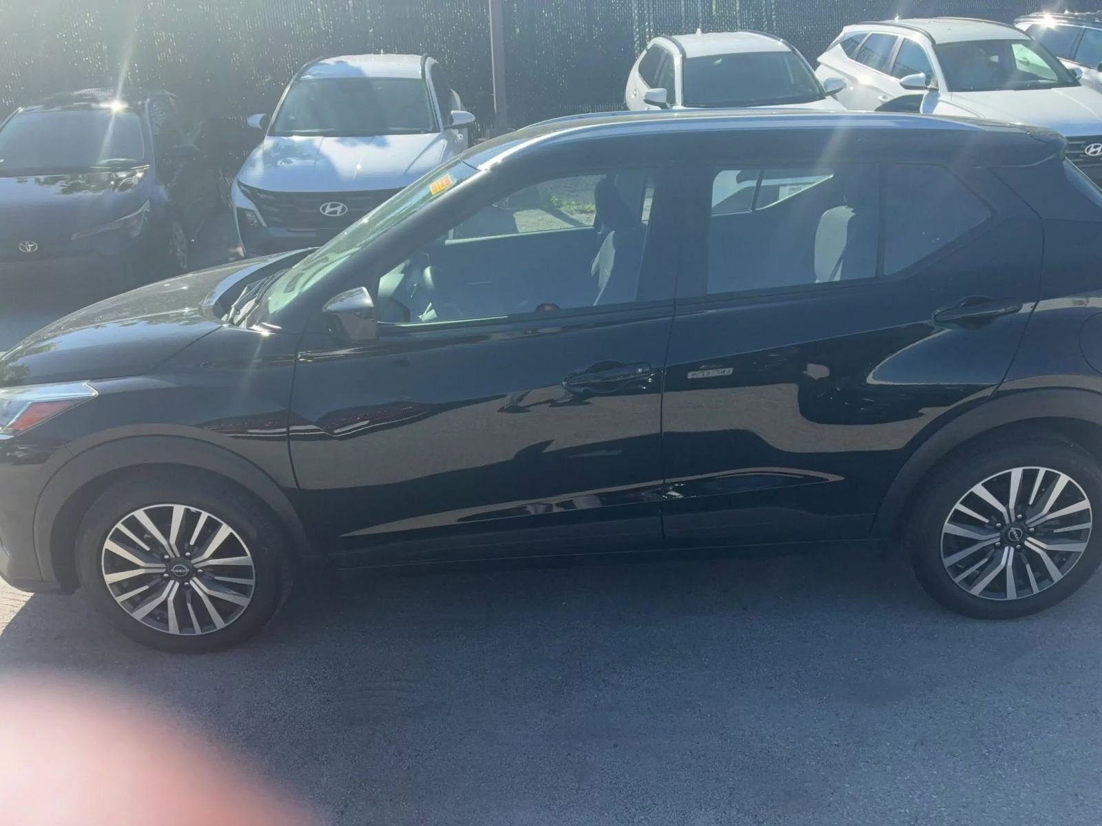 Thumbnail: 2024 Nissan Kicks - 9