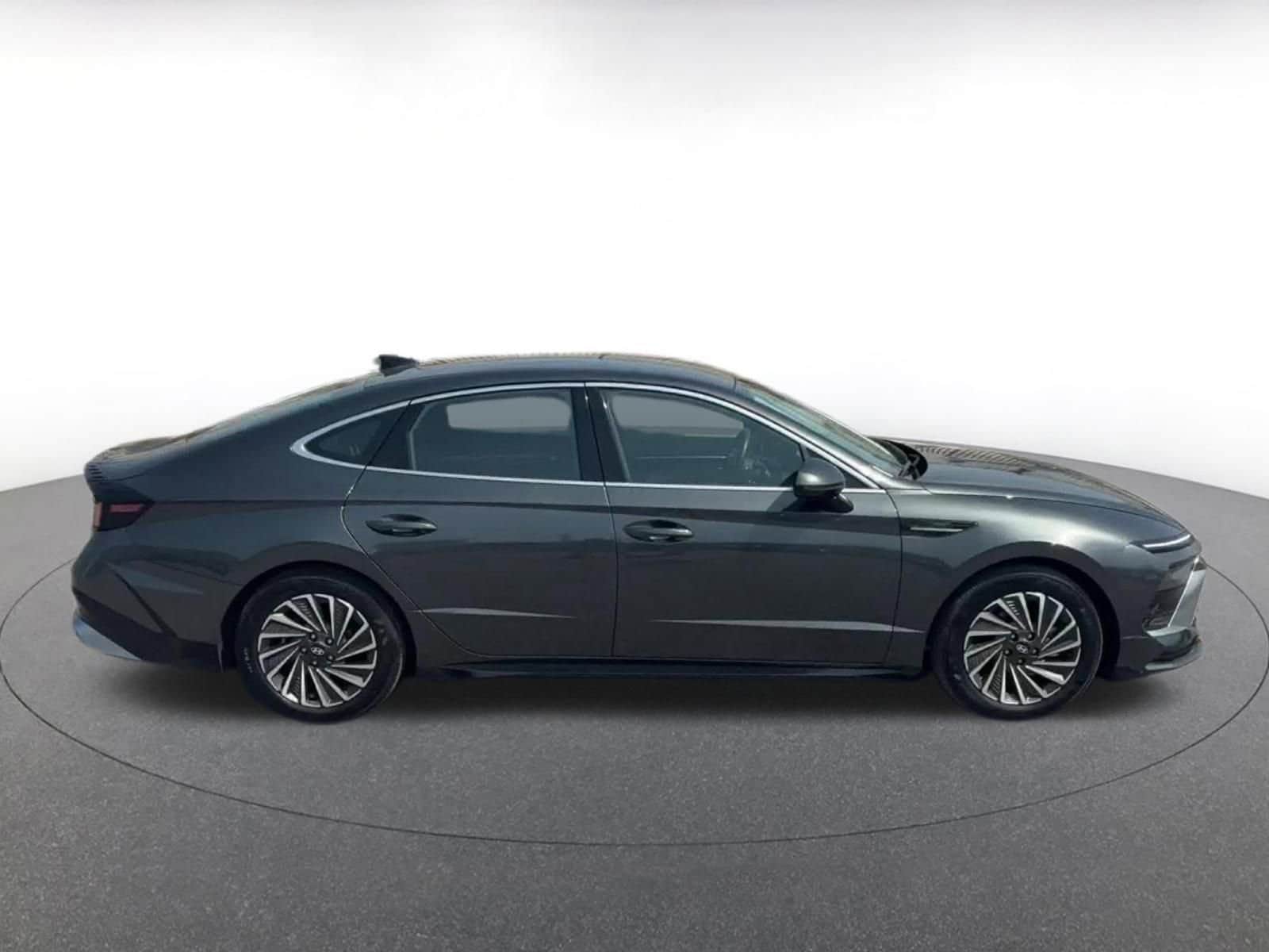 Thumbnail: 2025 Hyundai Sonata - 16