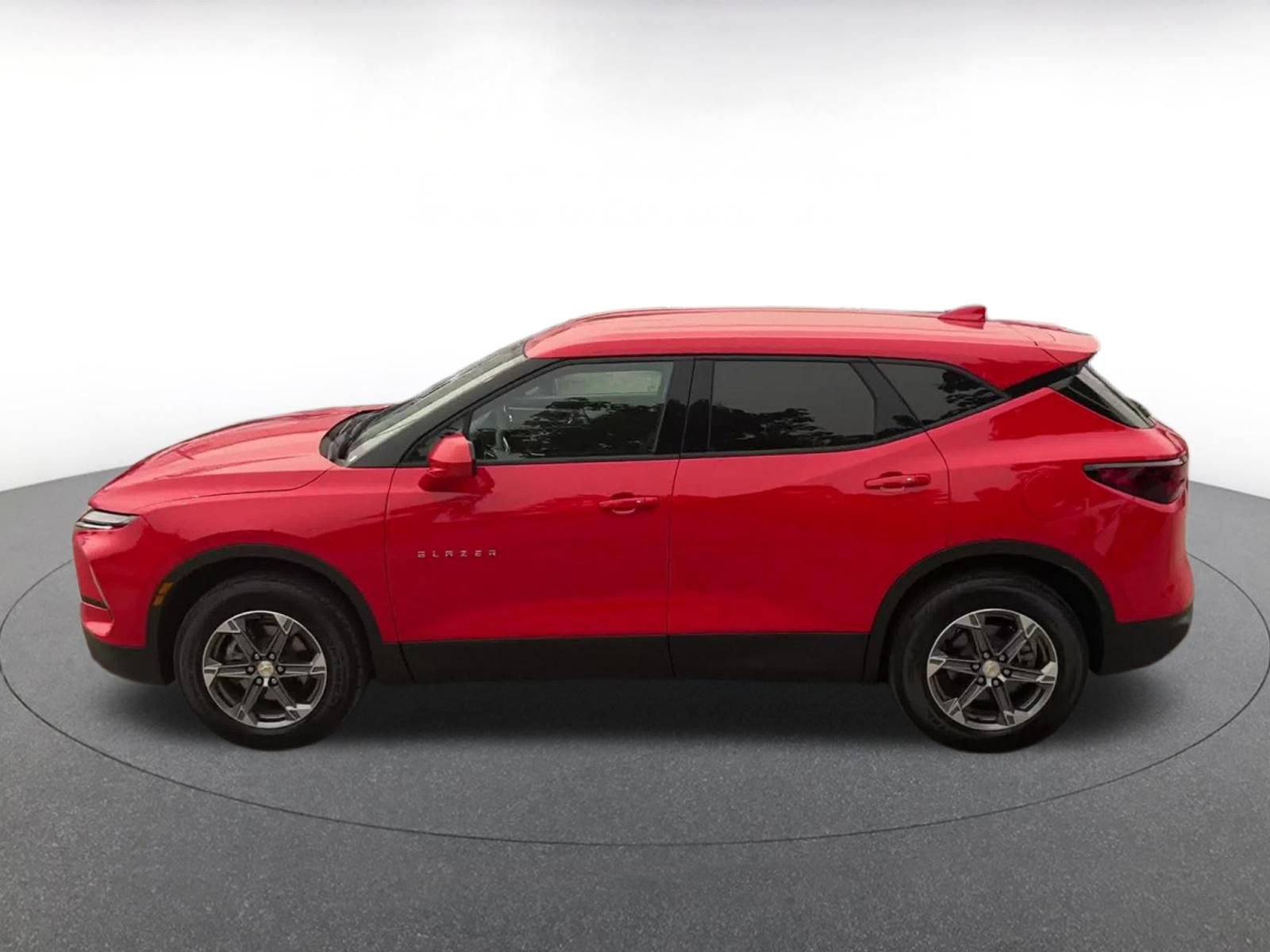 Thumbnail: 2026 Chevrolet Blazer - 9